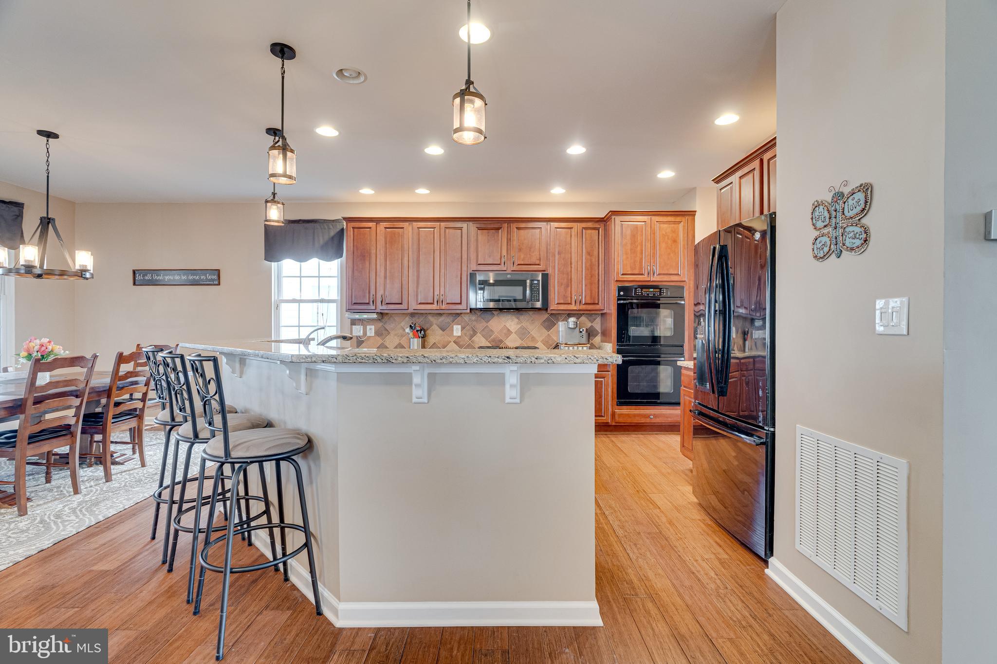 SOUTH RIDING - Residential