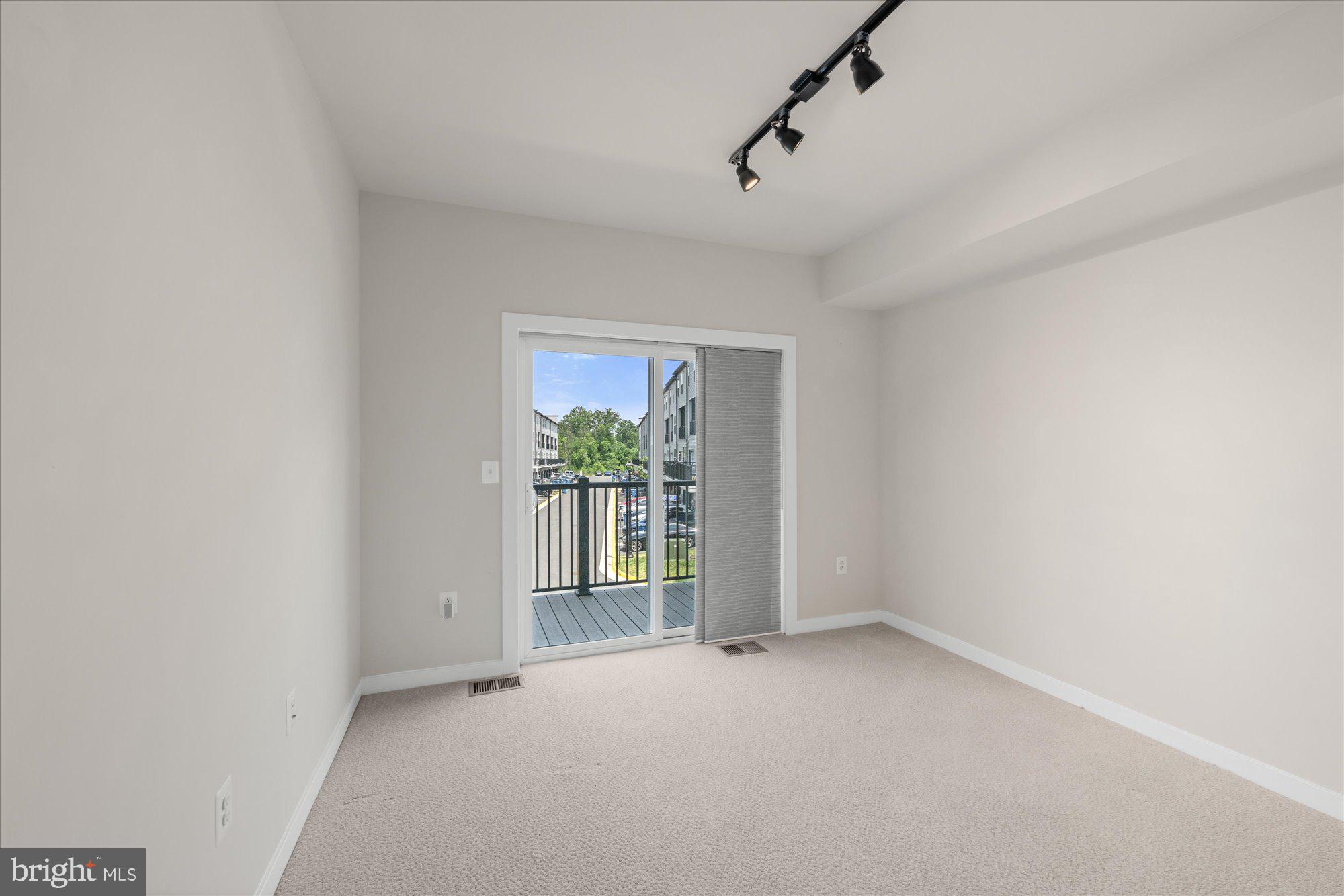 ASHBROOK PLACE - Residential