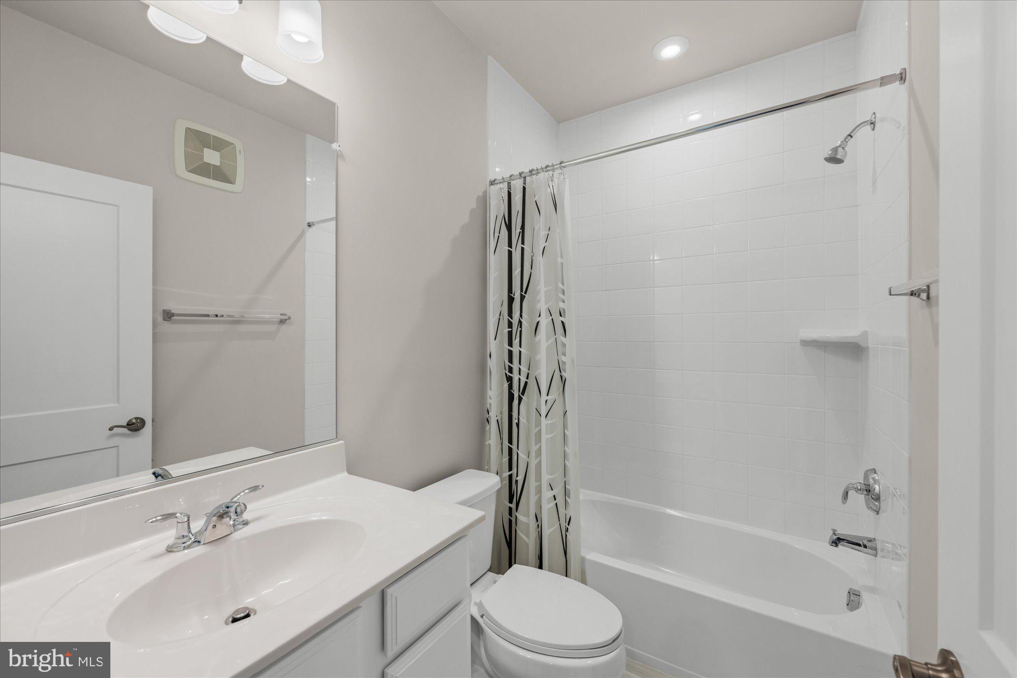 ASHBROOK PLACE - Residential