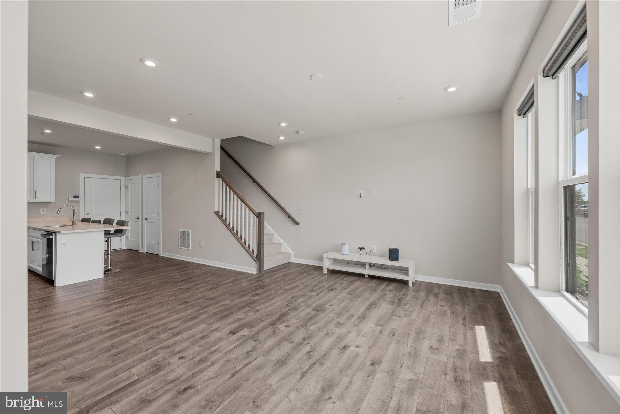 ASHBROOK PLACE - Residential