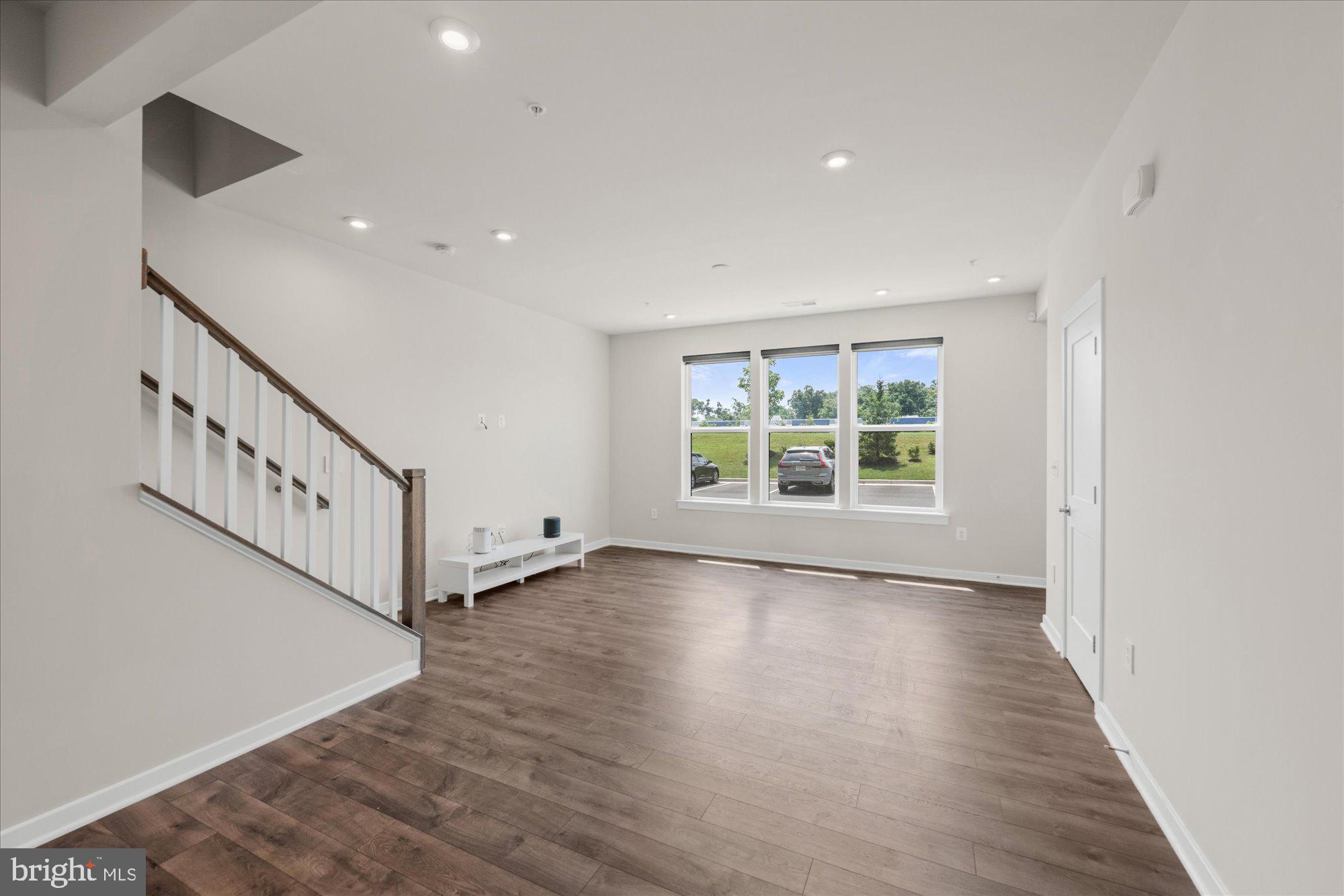 ASHBROOK PLACE - Residential