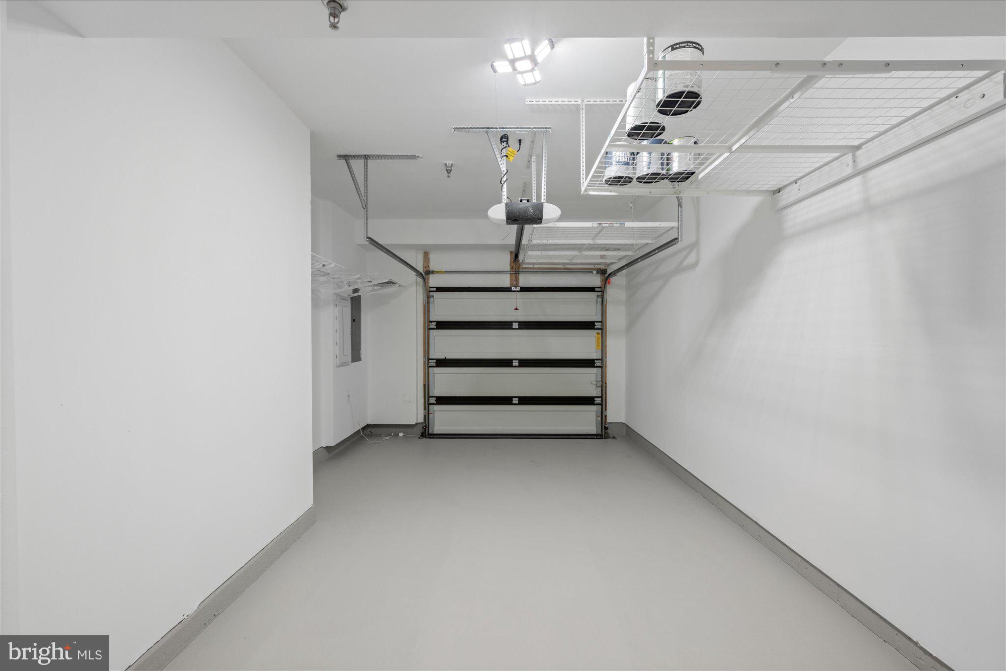 ASHBROOK PLACE - Residential