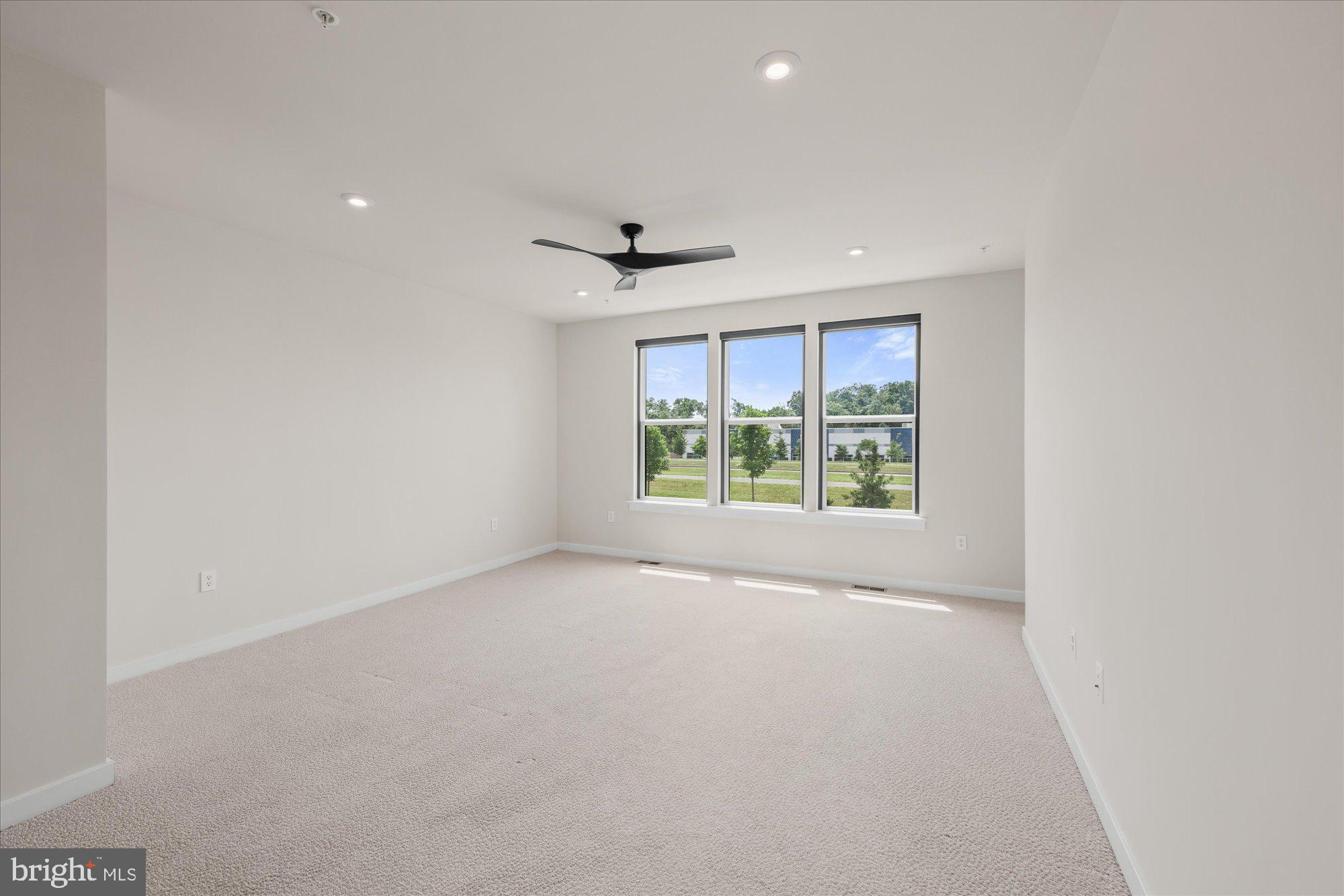 ASHBROOK PLACE - Residential