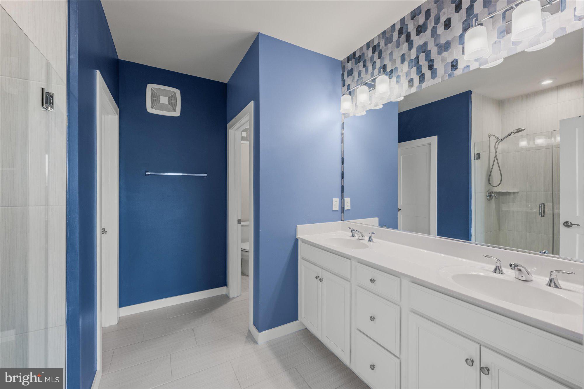 ASHBROOK PLACE - Residential
