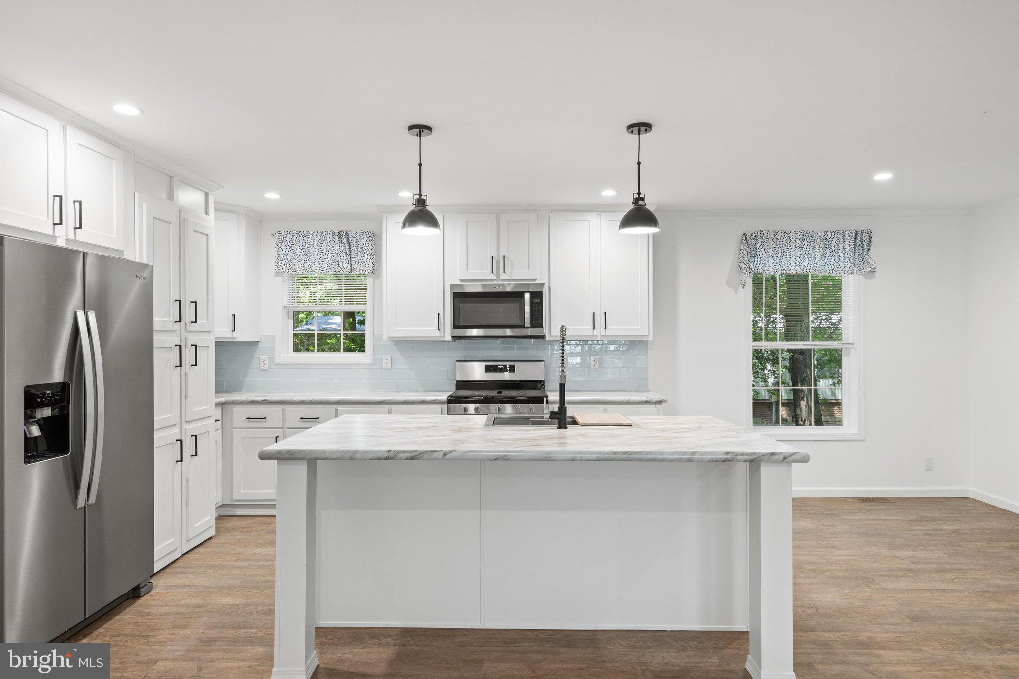 SHADYDELL PARK - Residential