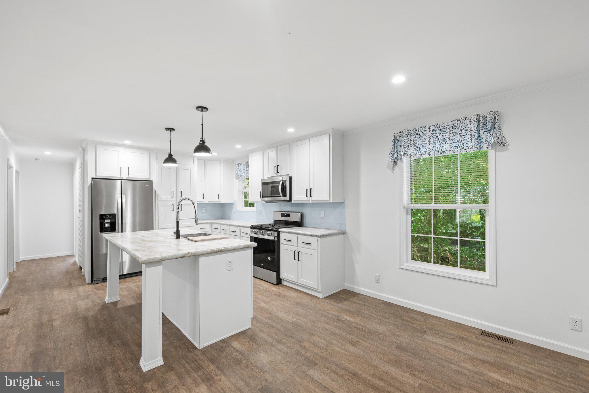 SHADYDELL PARK - Residential