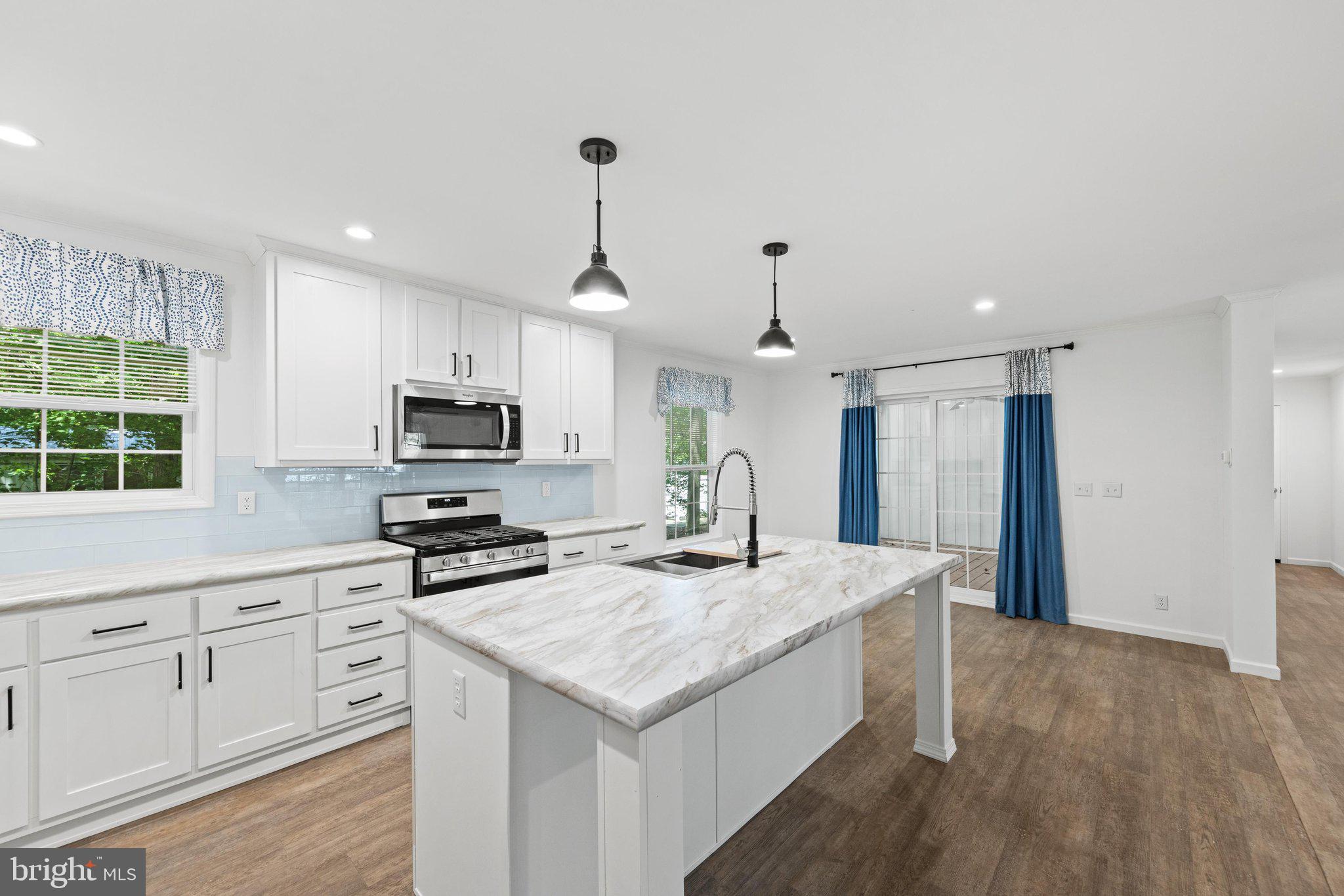 SHADYDELL PARK - Residential