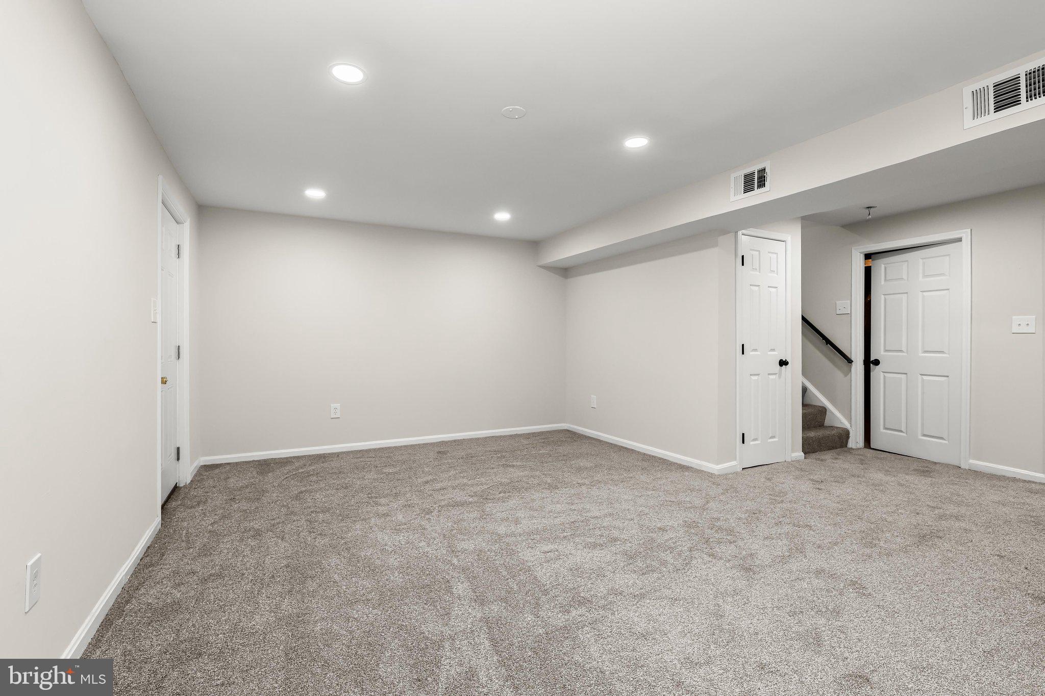 PLEASANT HILLS - Residential