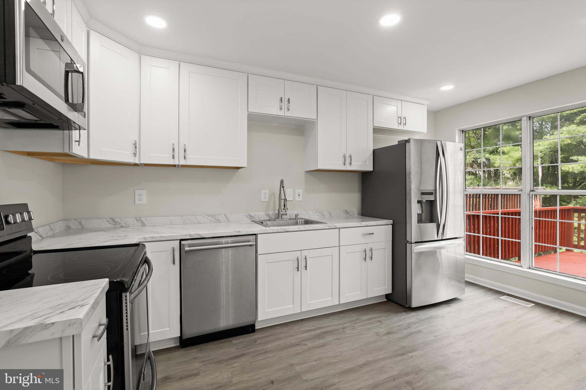 PLEASANT HILLS - Residential