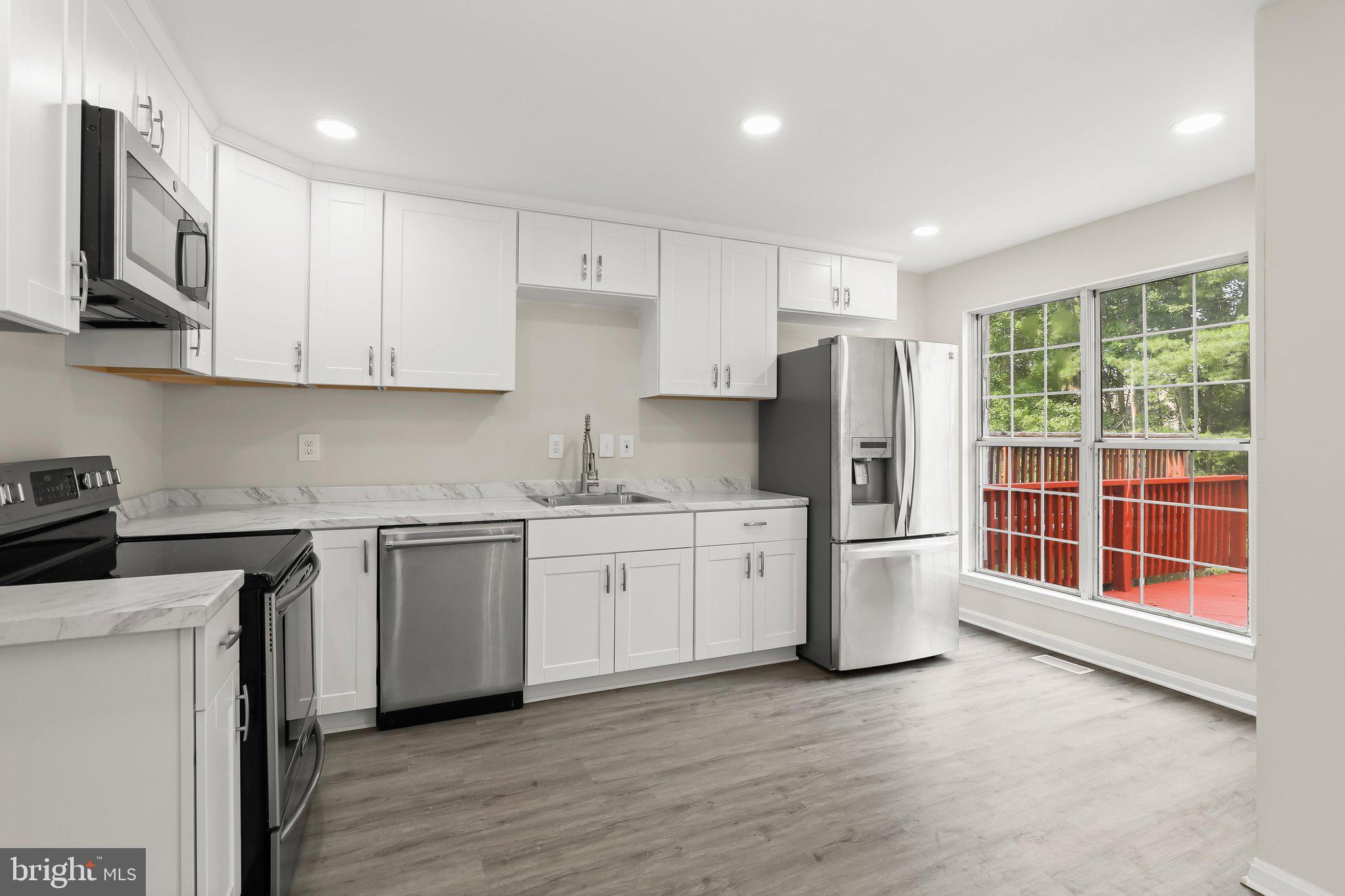 PLEASANT HILLS - Residential
