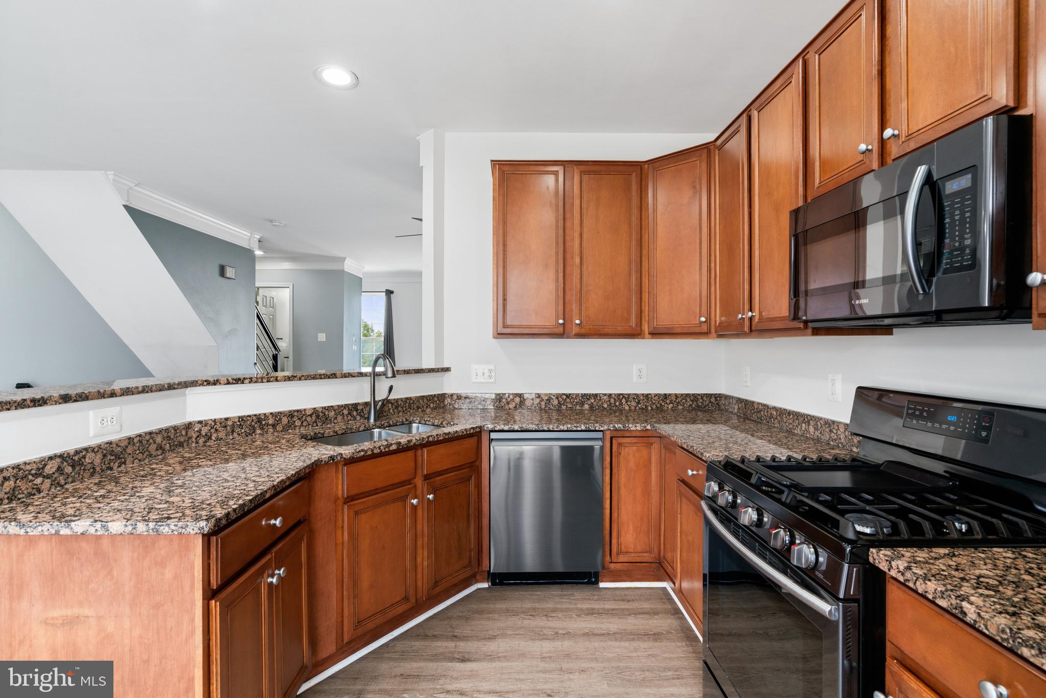 POTOMAC STATION - Residential