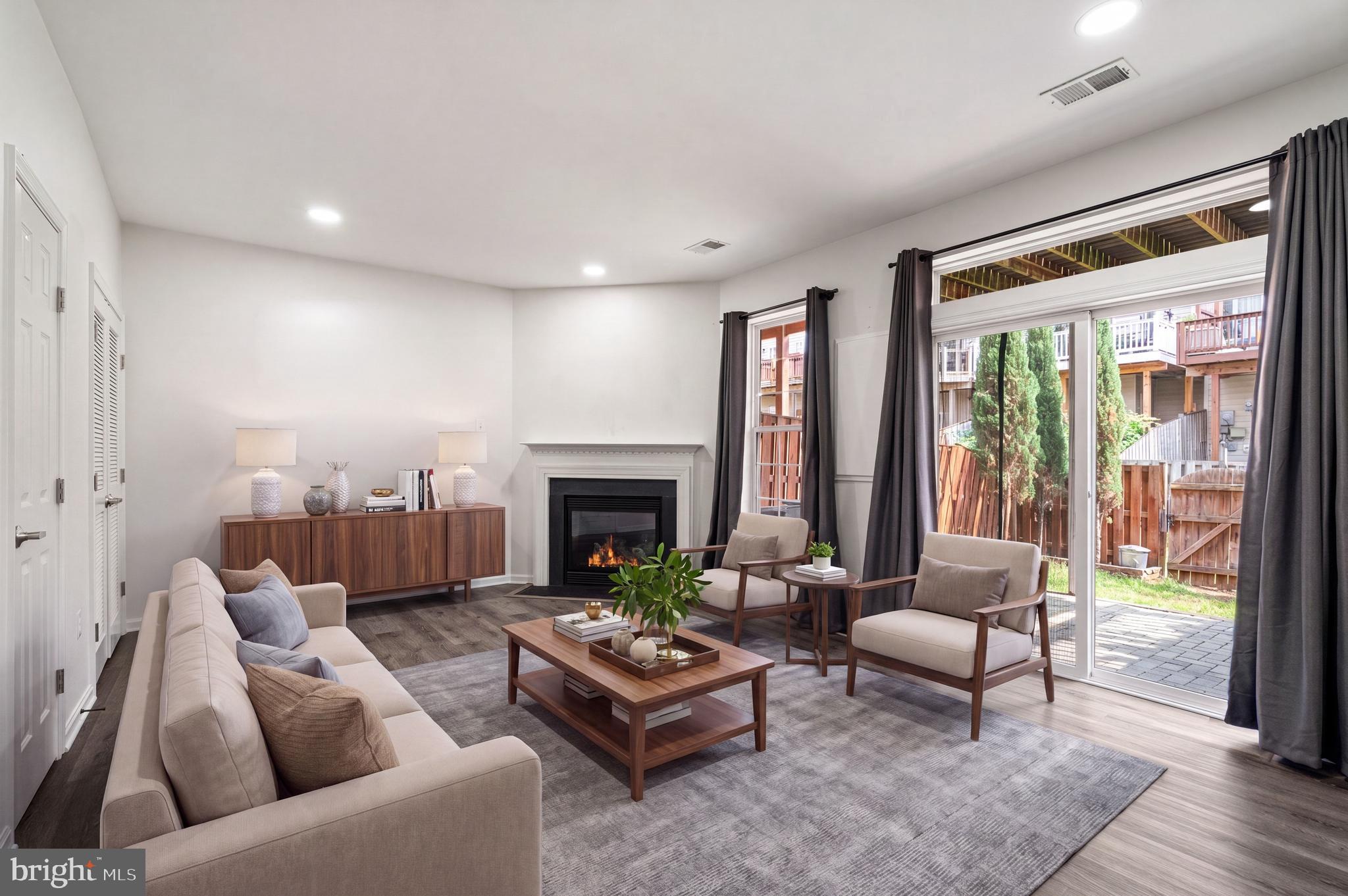 POTOMAC STATION - Residential