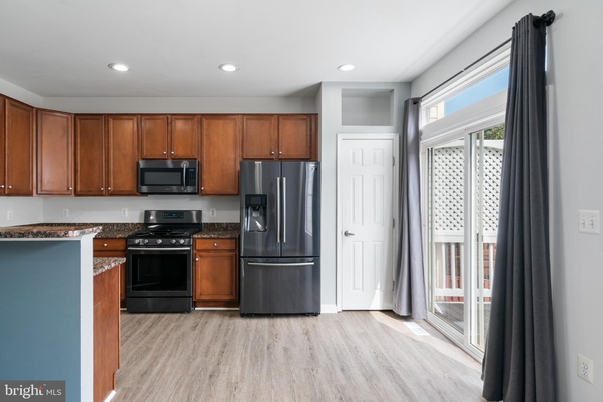 POTOMAC STATION - Residential