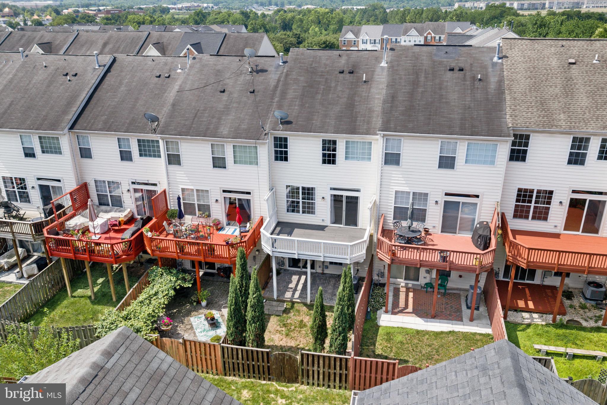 POTOMAC STATION - Residential