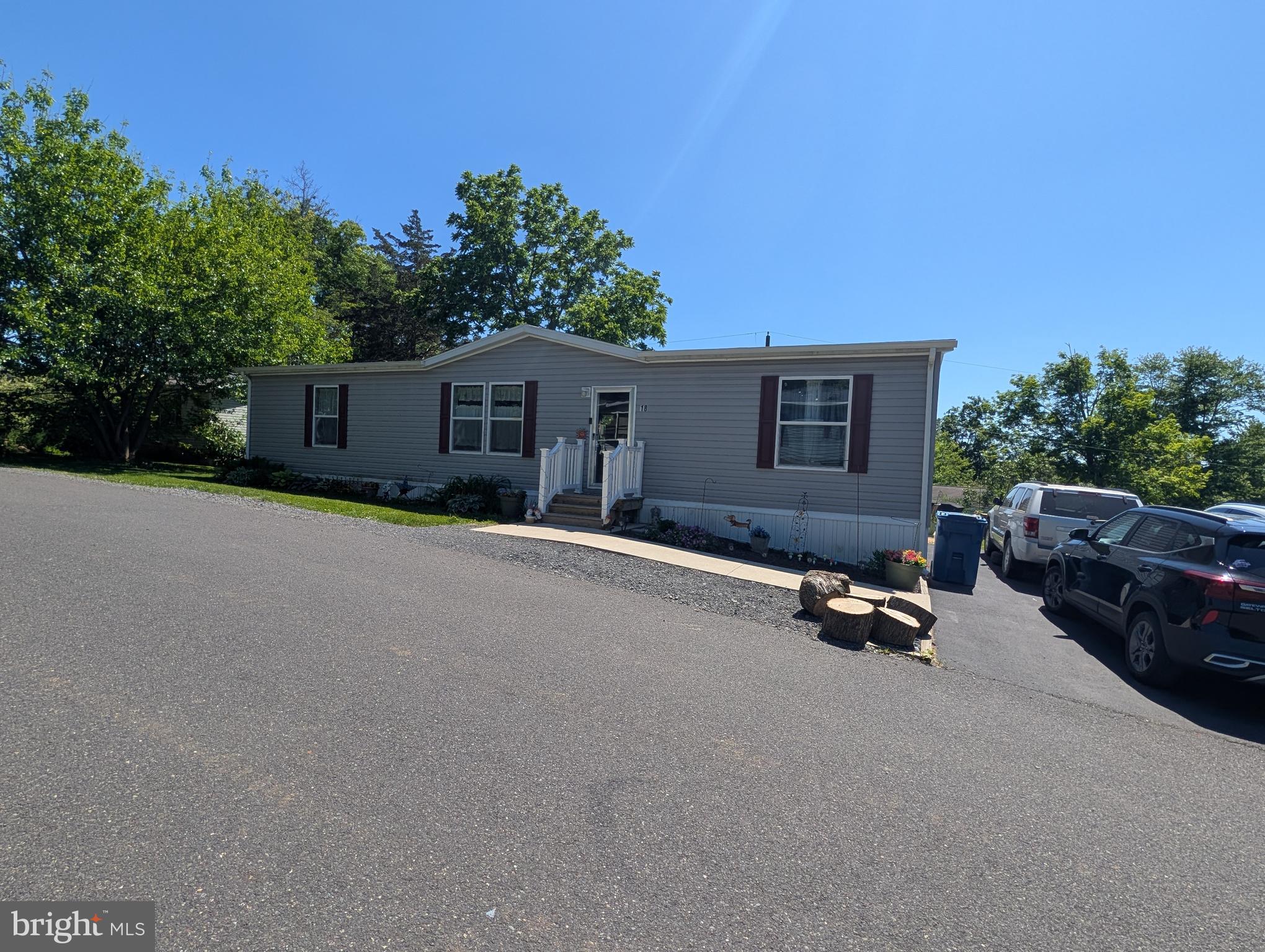 MELODYLAKESCNTRYCLUB - Residential