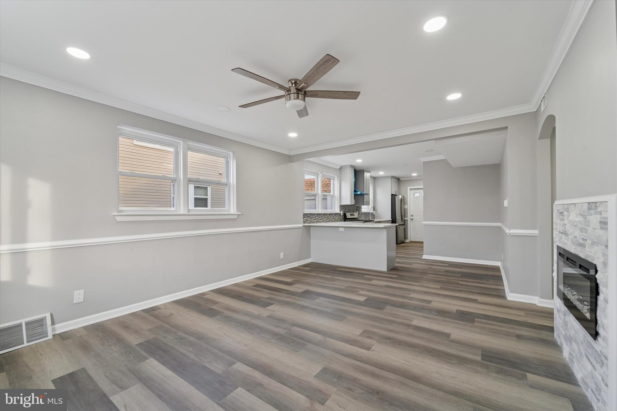 ACADEMY GARDENS - Residential