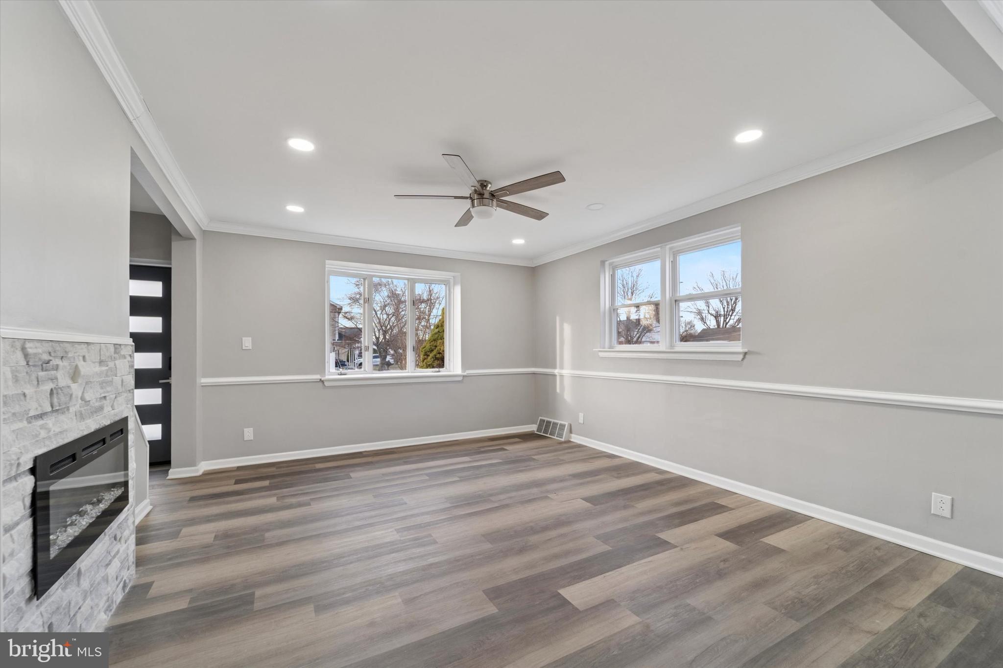 ACADEMY GARDENS - Residential
