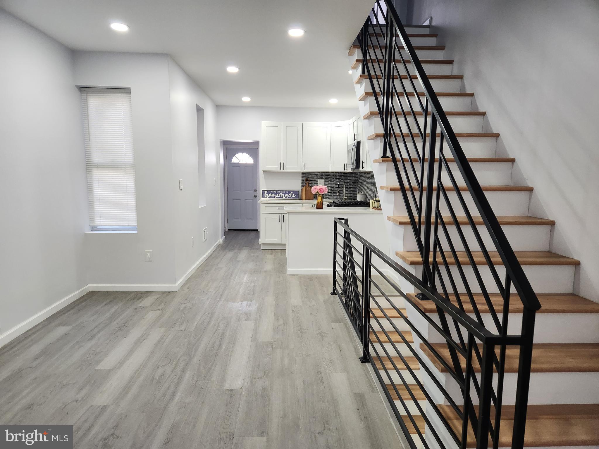 LOWER MOYAMENSING - Residential