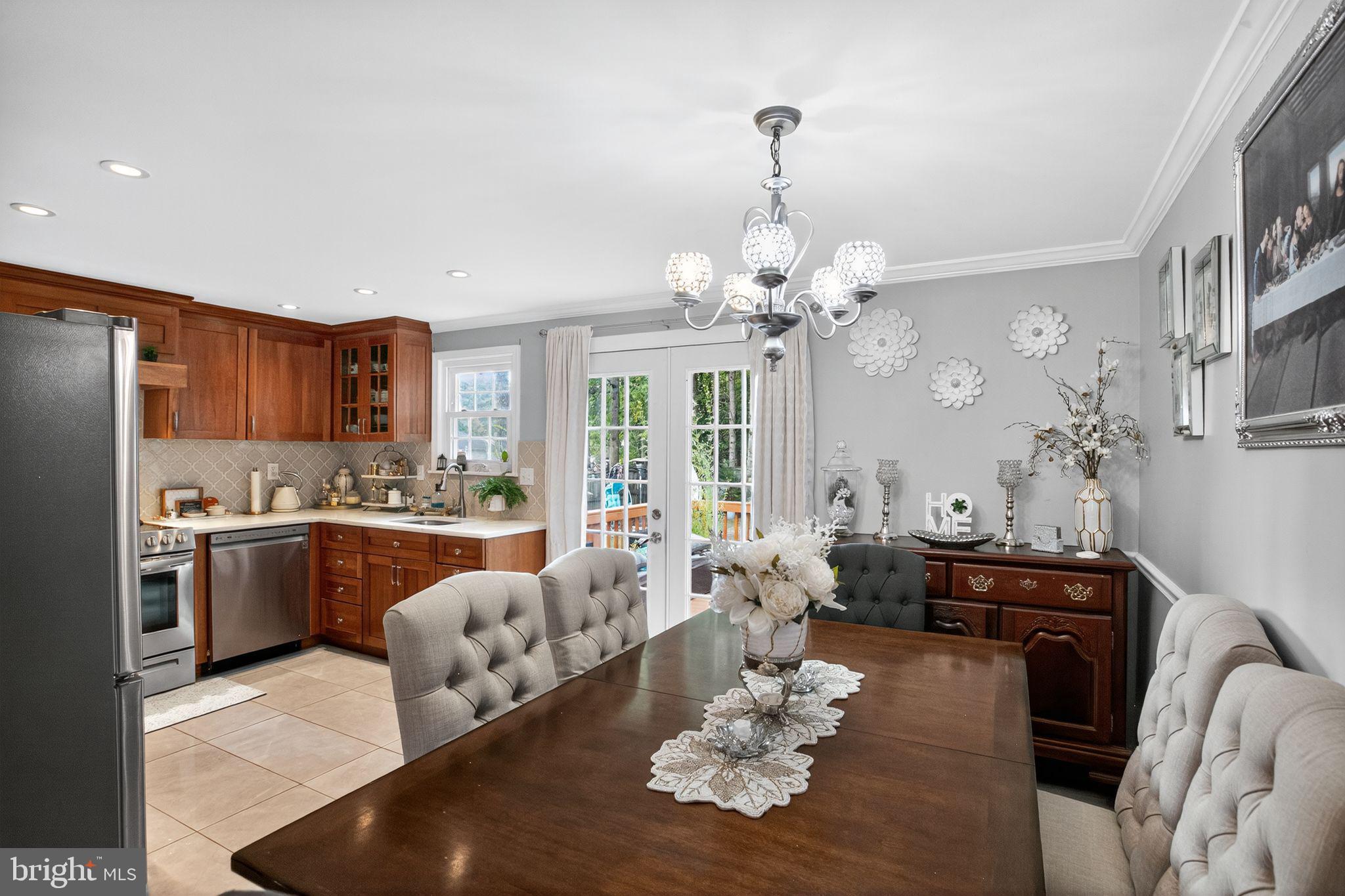 NEWINGTON FOREST - Residential