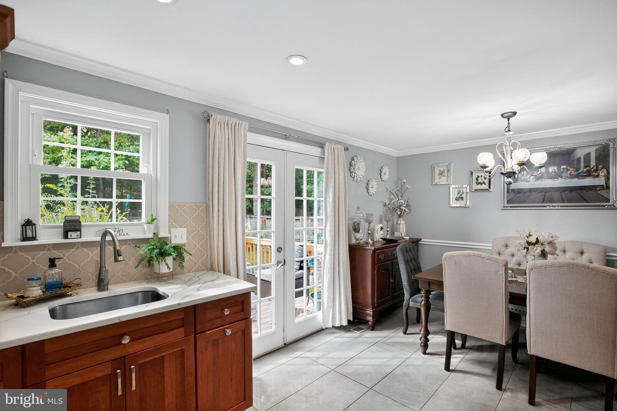 NEWINGTON FOREST - Residential