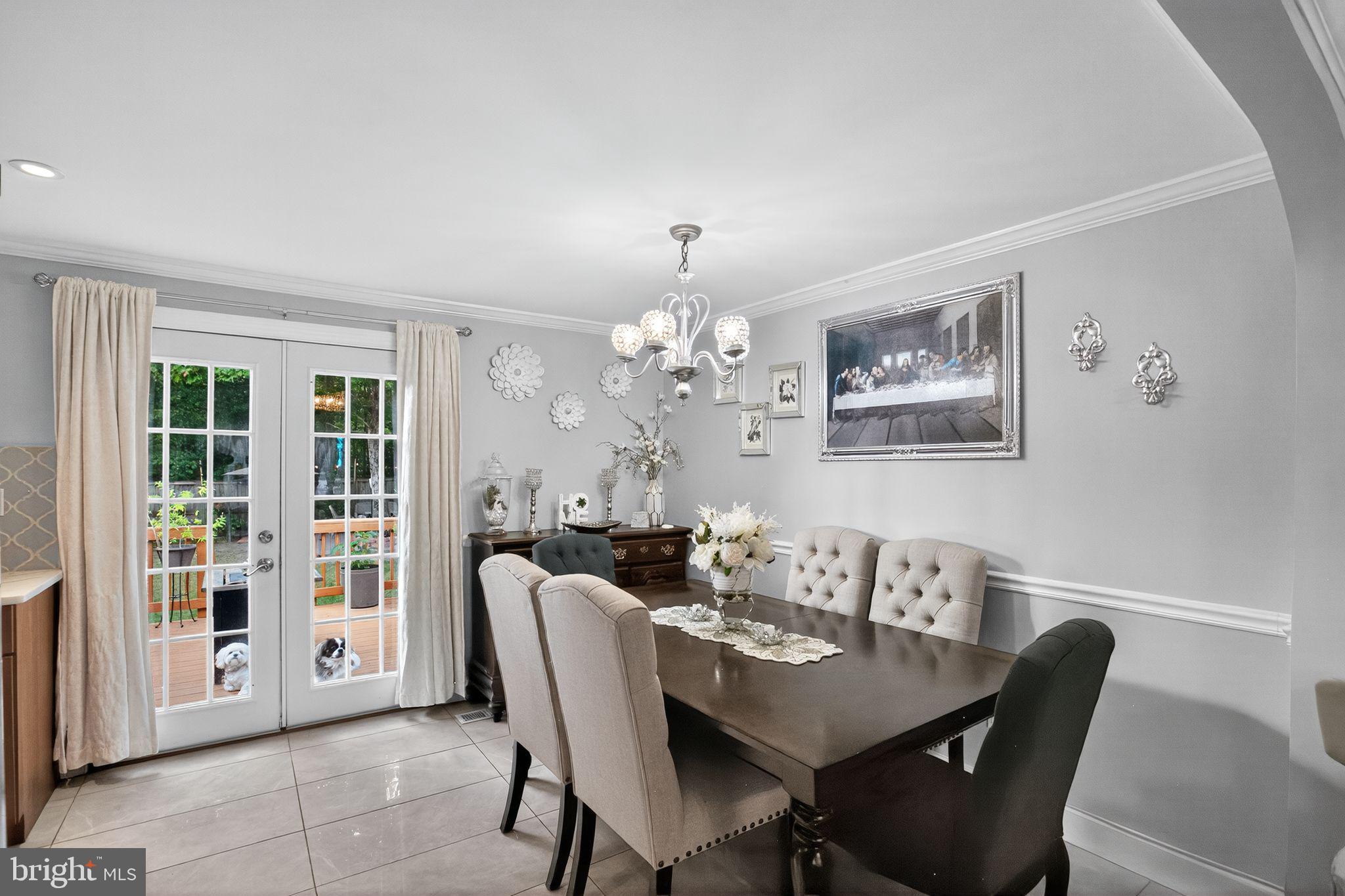 NEWINGTON FOREST - Residential