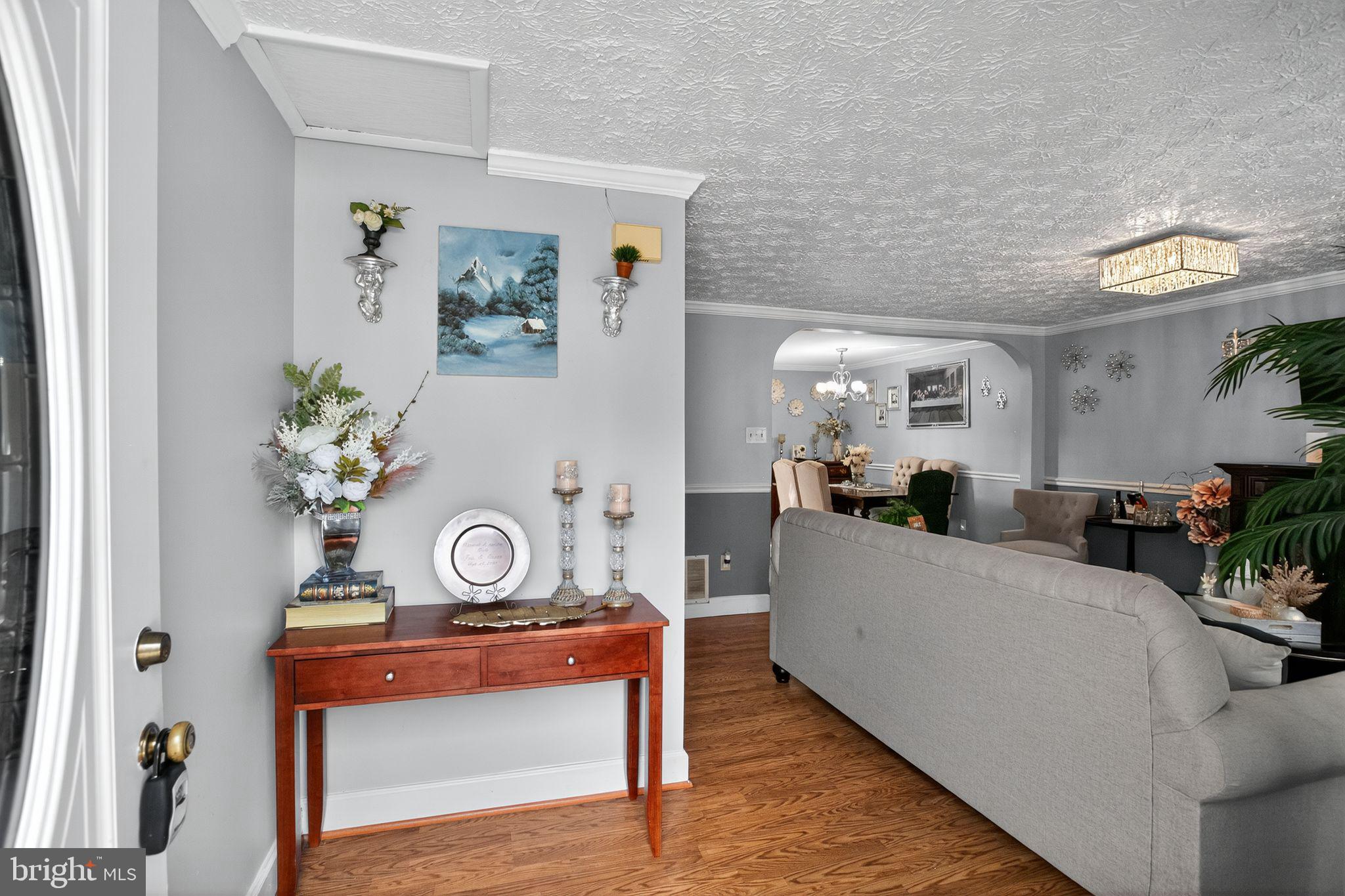 NEWINGTON FOREST - Residential
