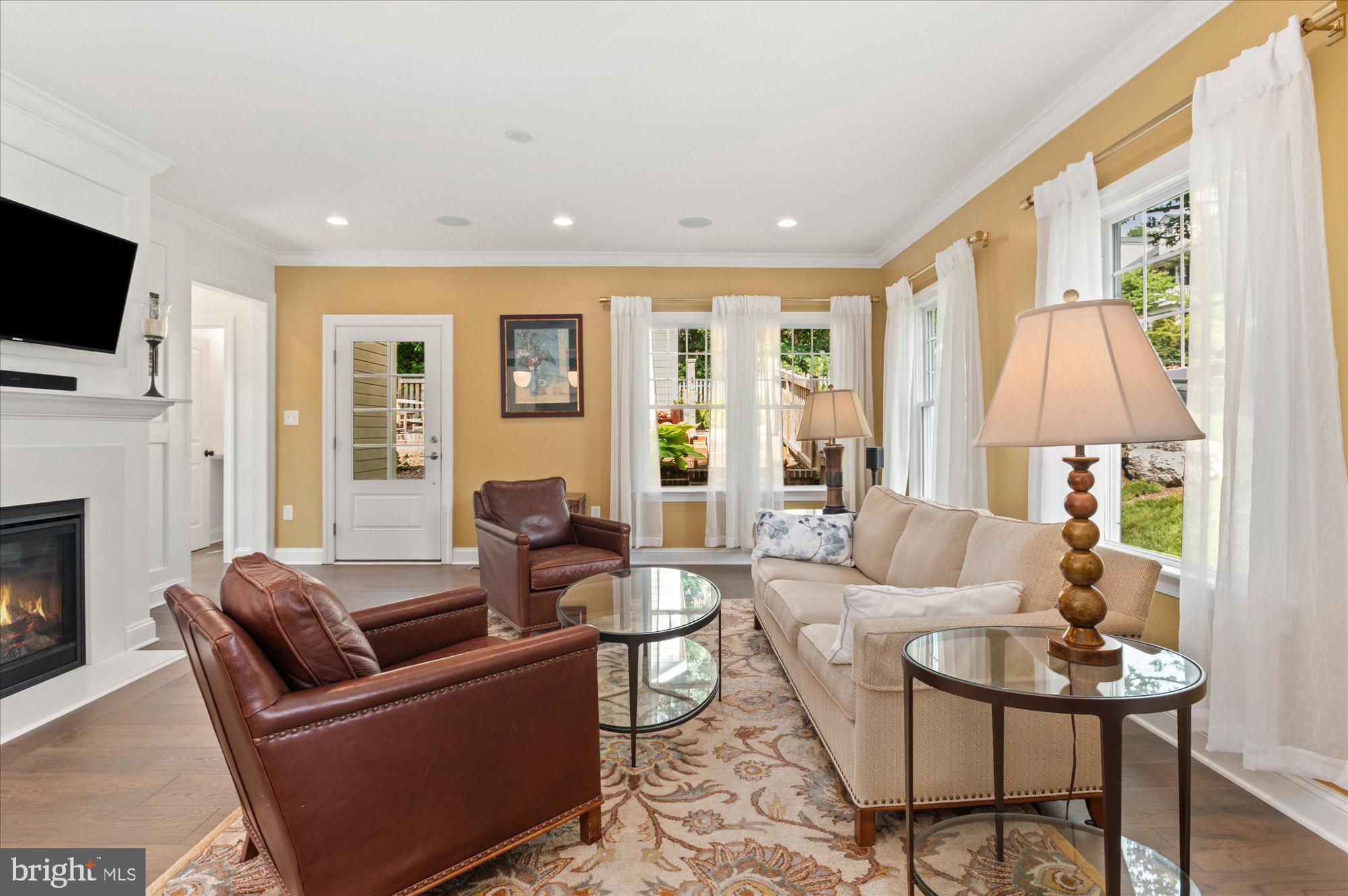 ROSEMONT - Residential