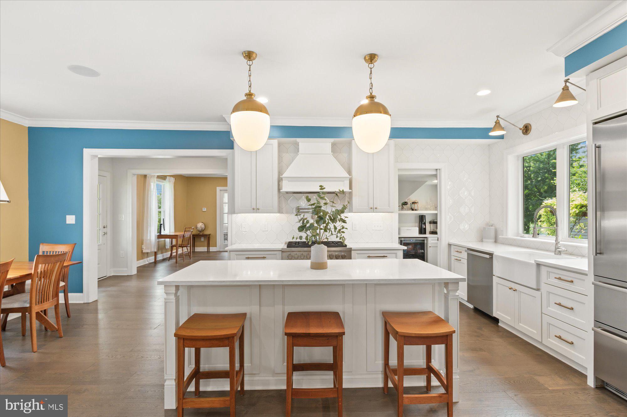 ROSEMONT - Residential