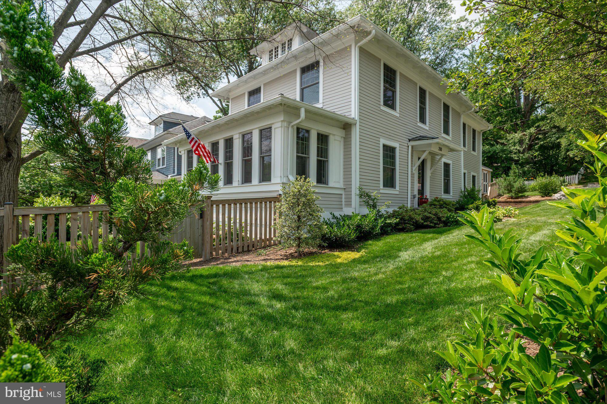ROSEMONT - Residential