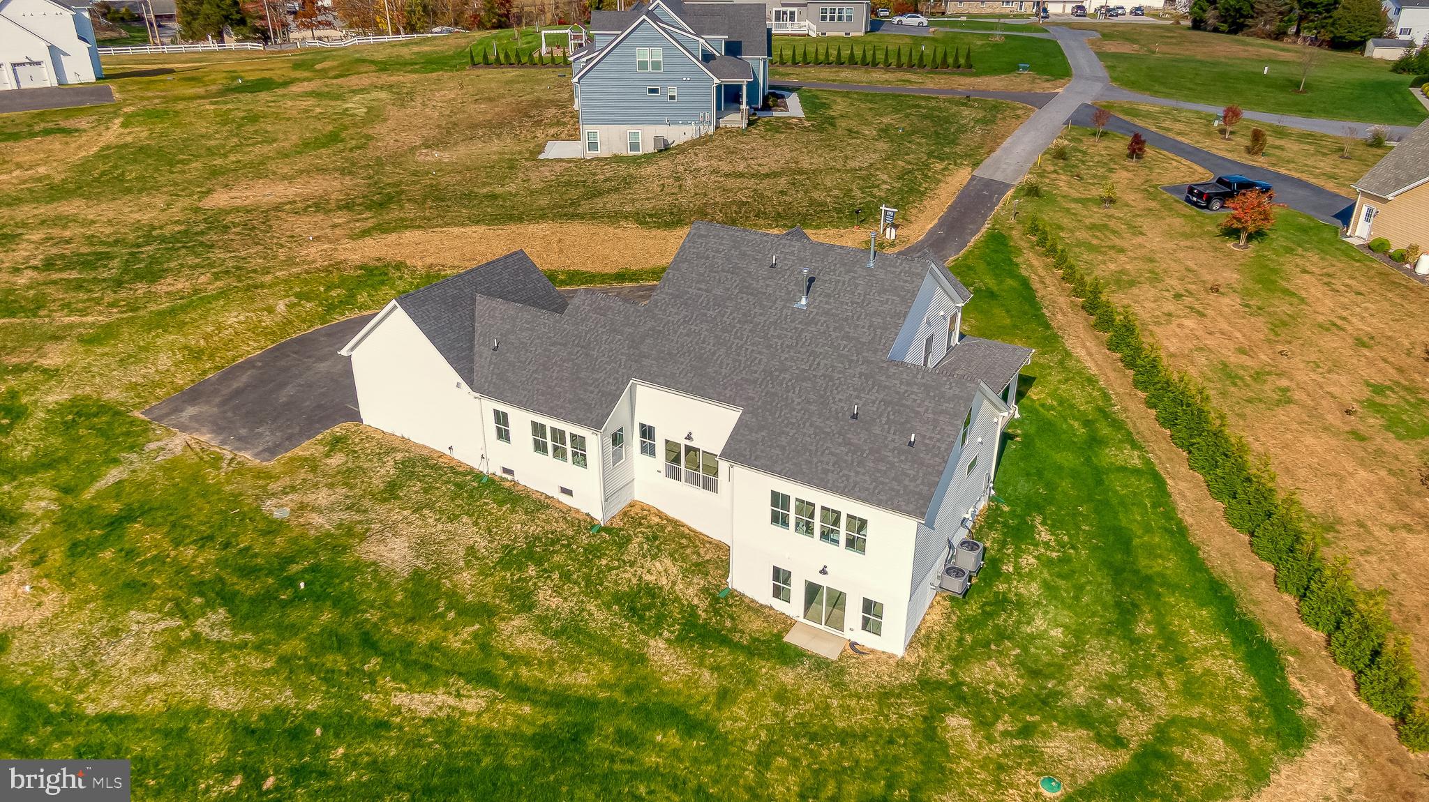 SHAMROCK ESTATES - Residential