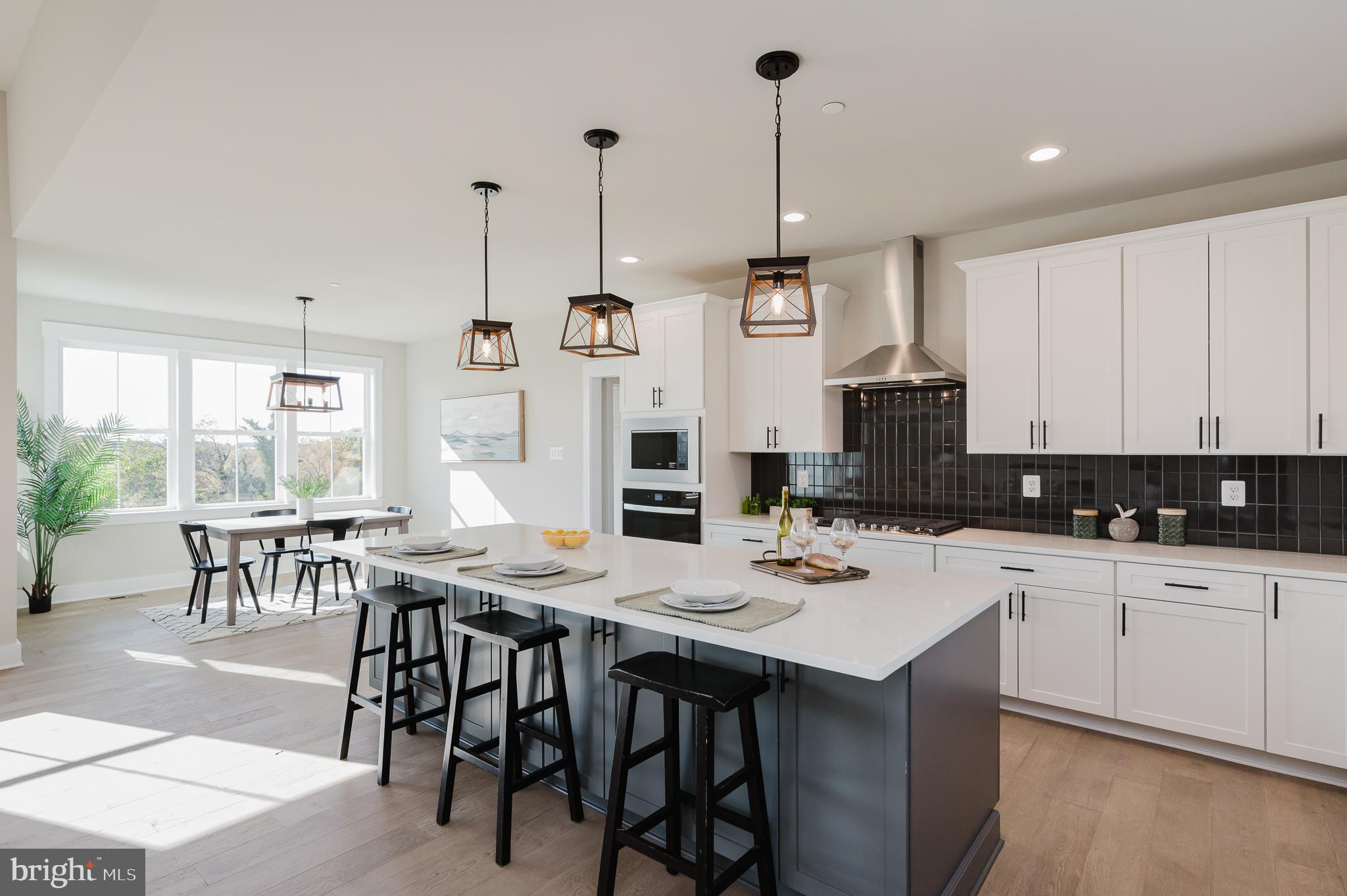 SHAMROCK ESTATES - Residential