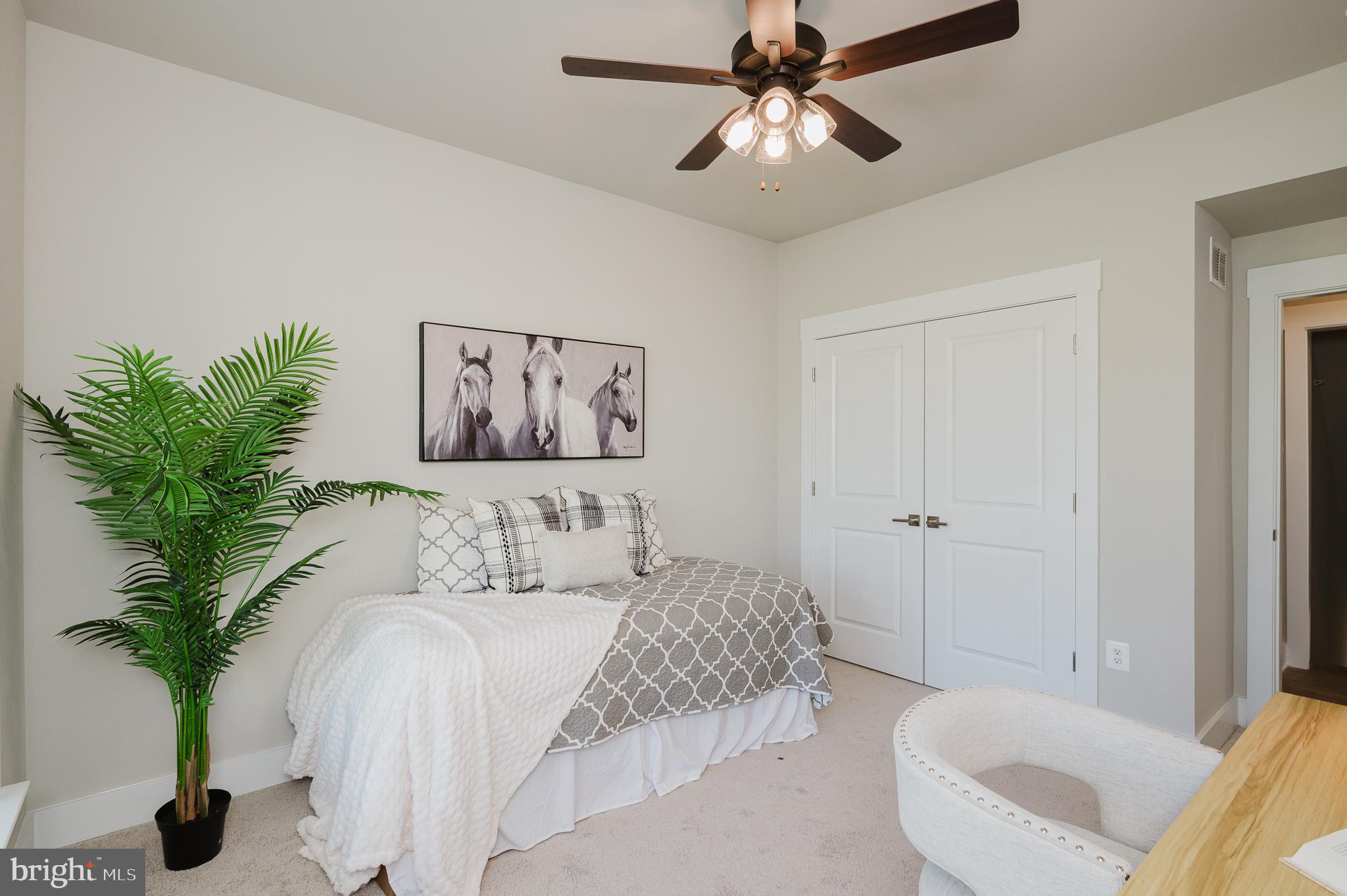 SHAMROCK ESTATES - Residential