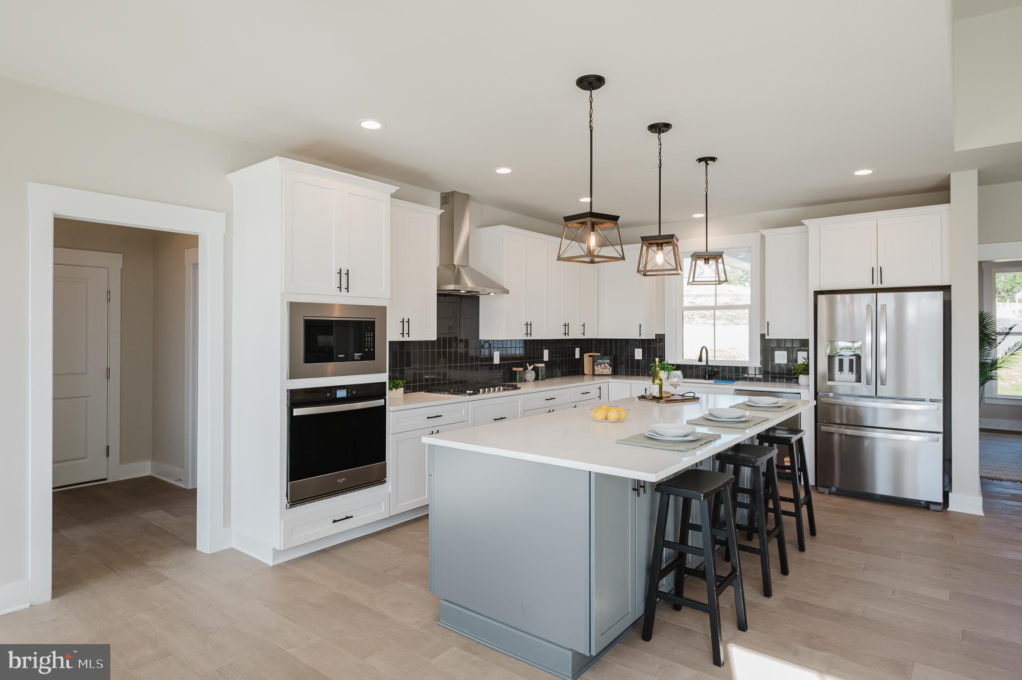 SHAMROCK ESTATES - Residential
