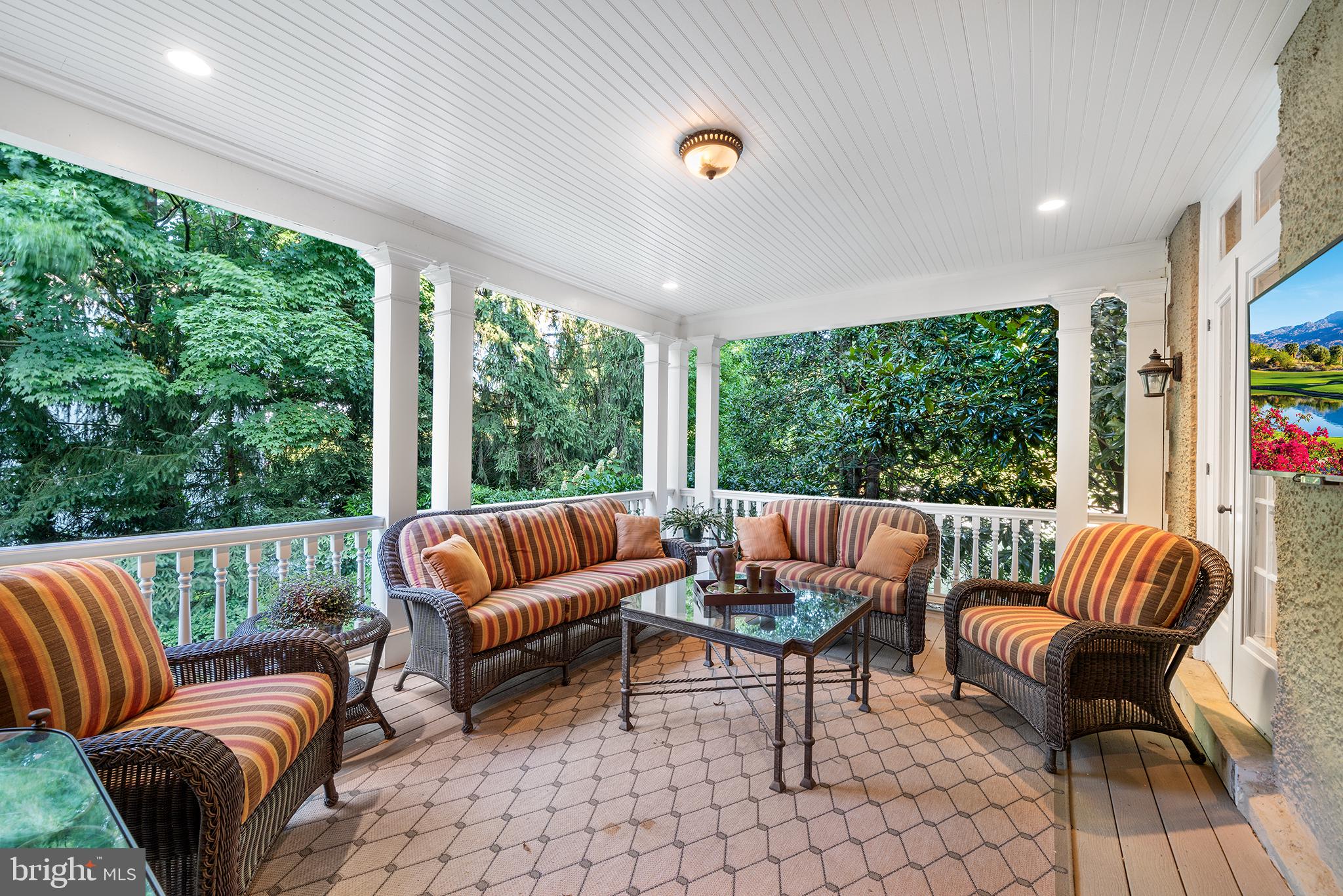 SOUTH WAYNE - Residential