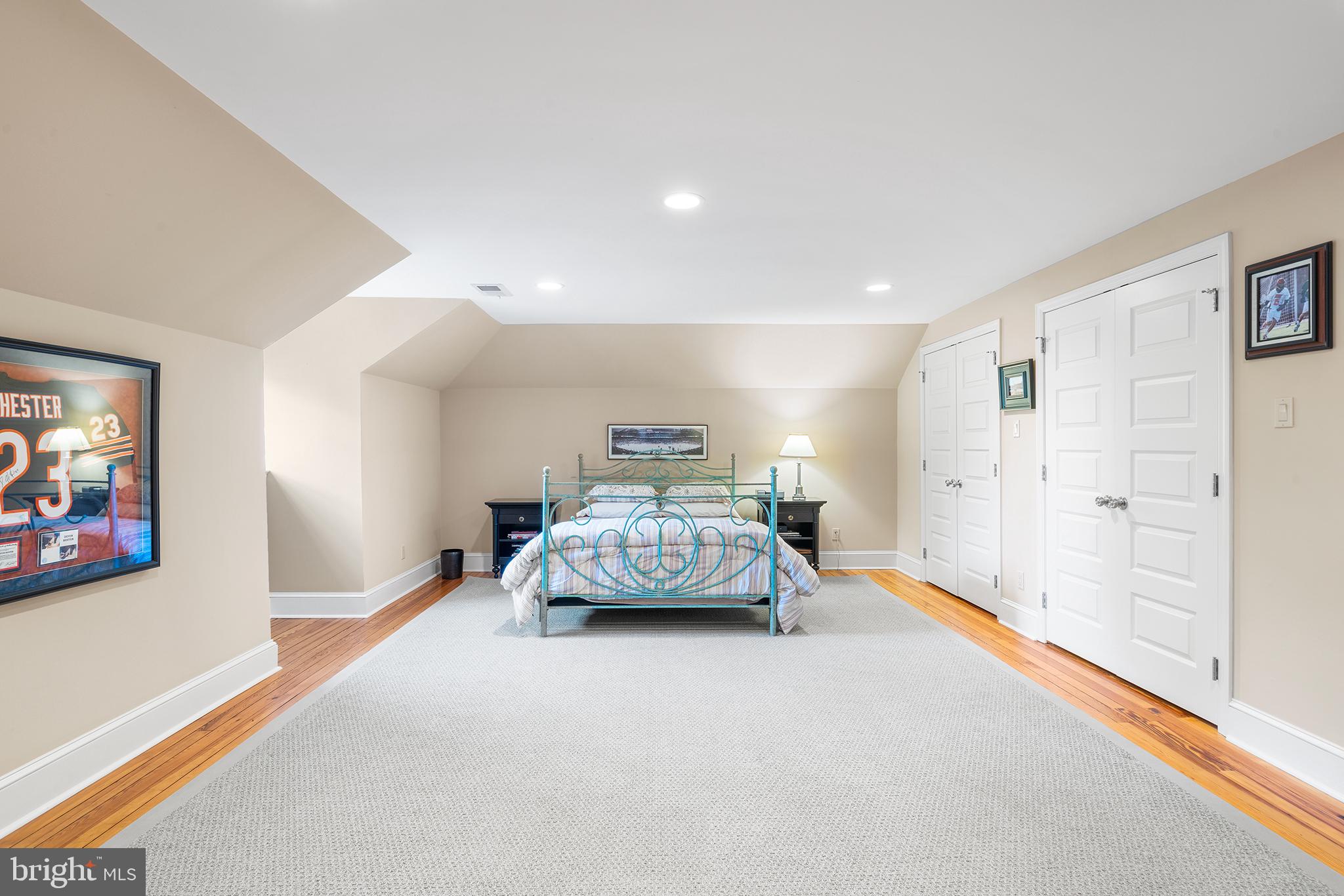 SOUTH WAYNE - Residential