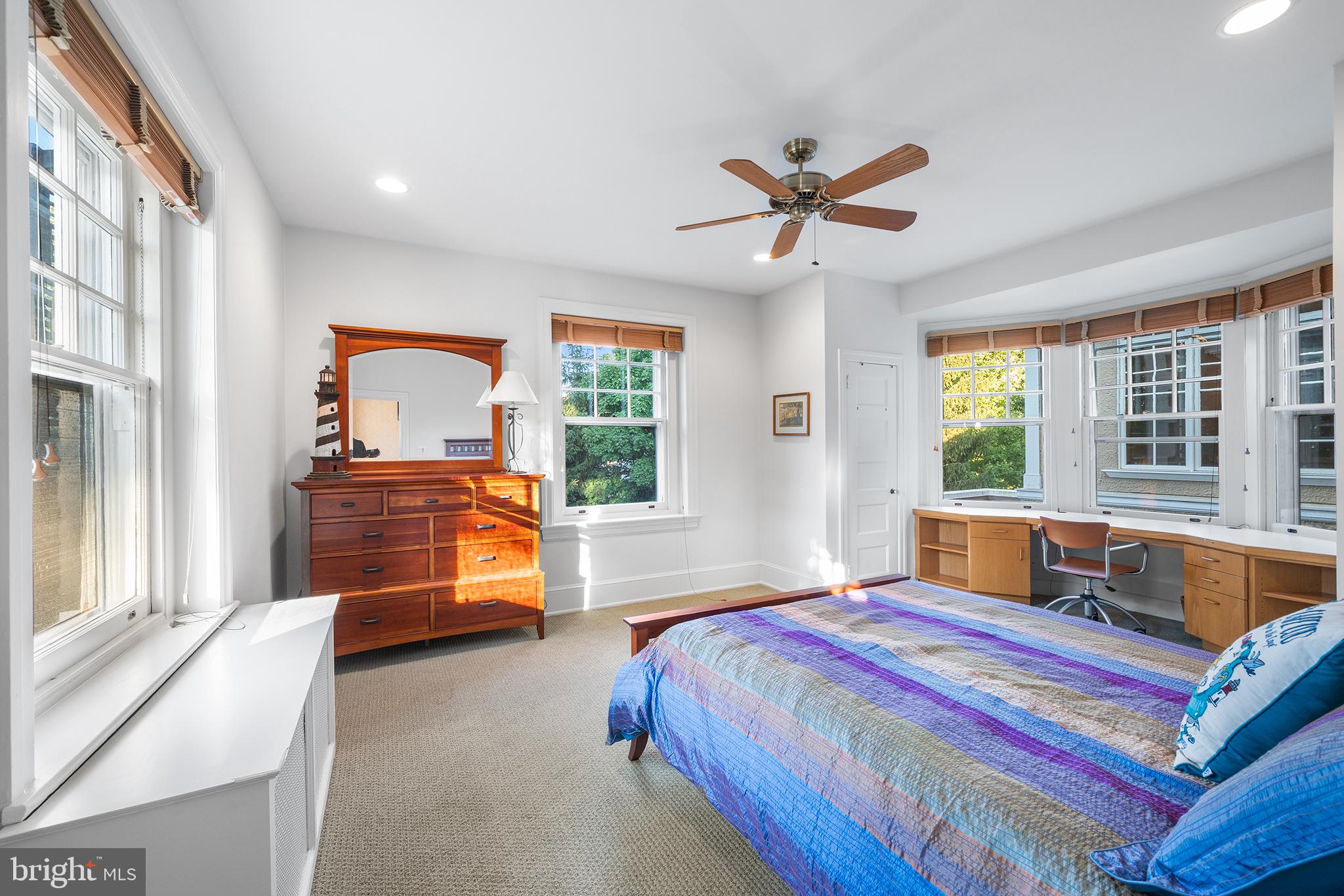 SOUTH WAYNE - Residential