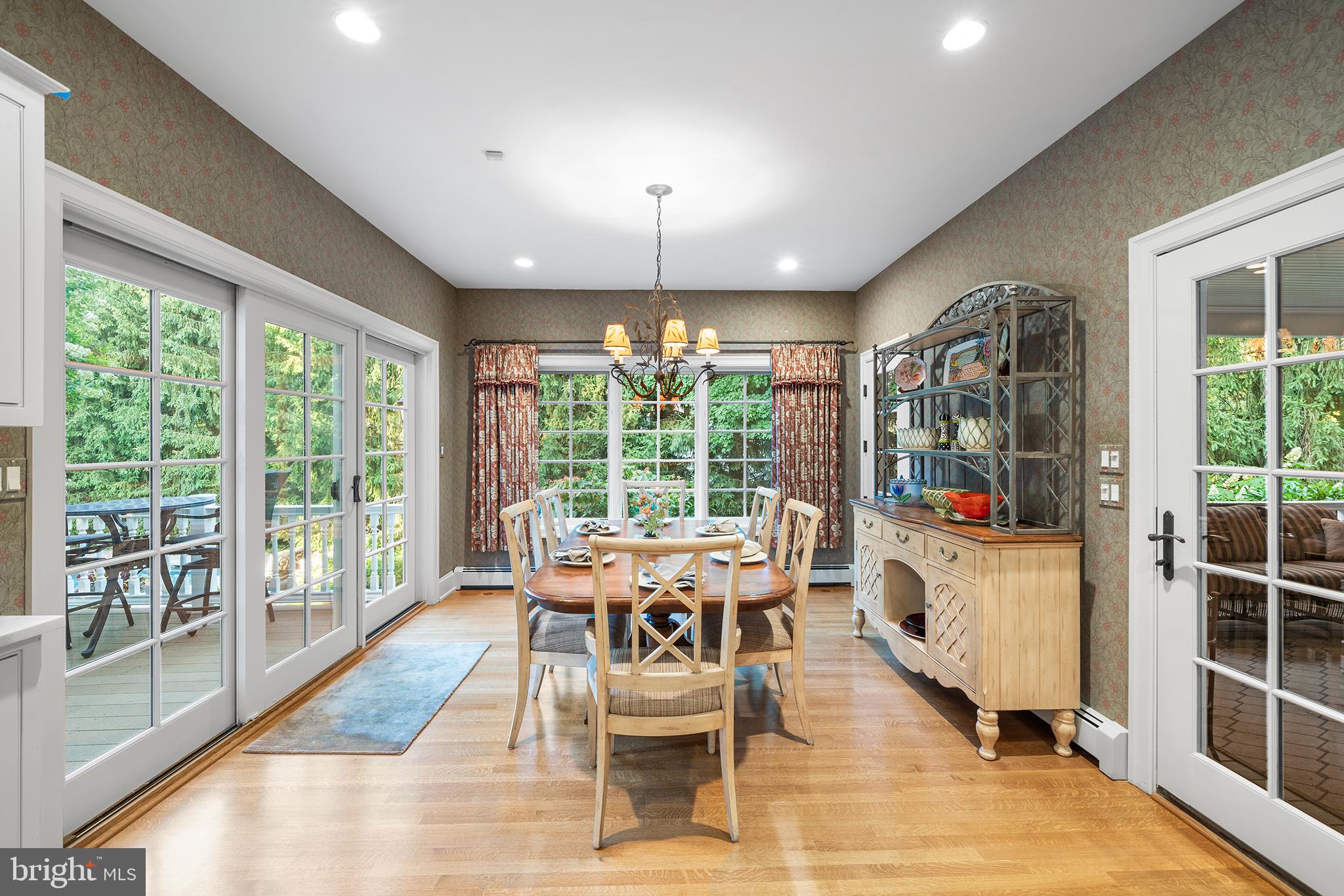 SOUTH WAYNE - Residential