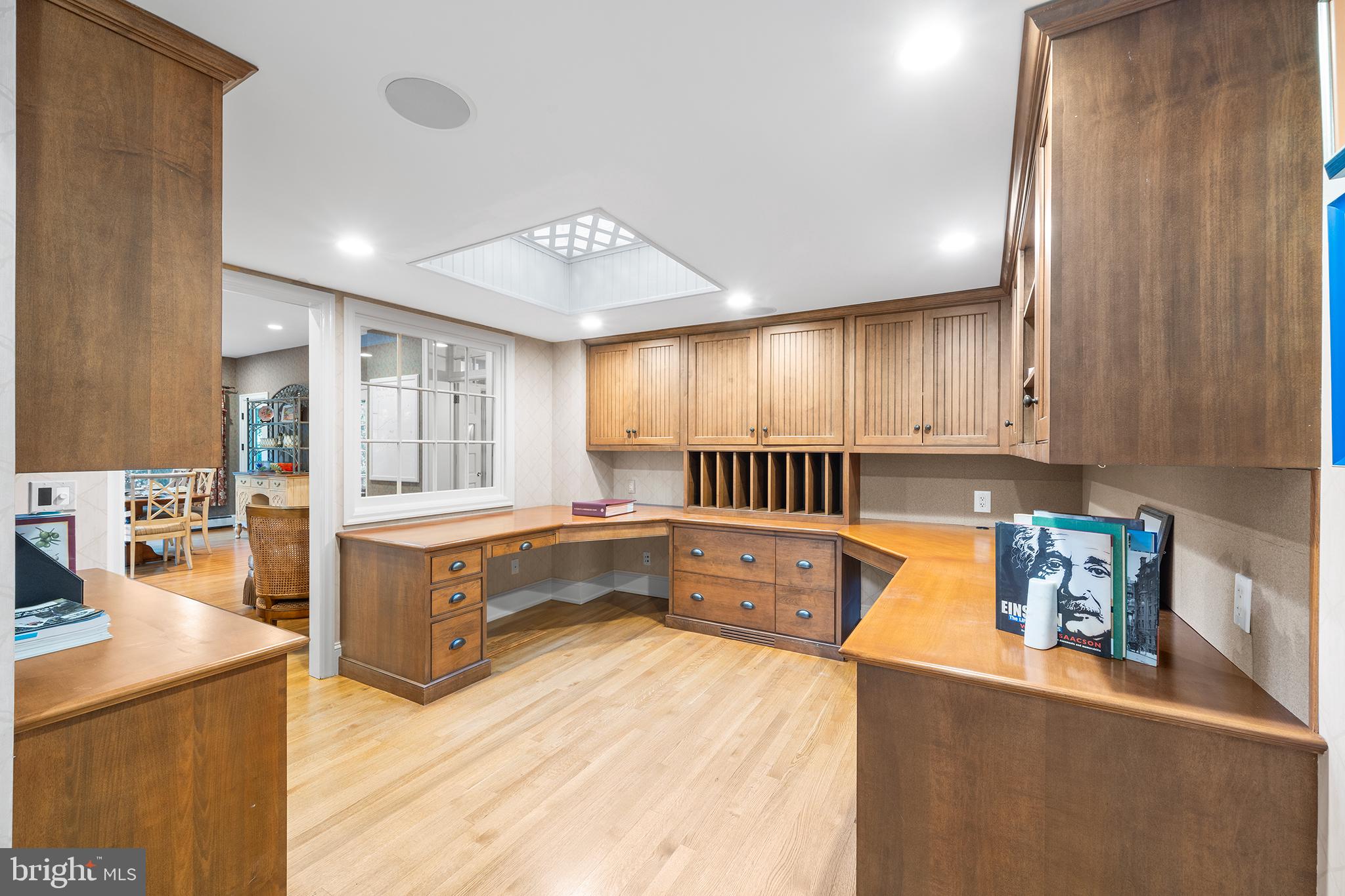 SOUTH WAYNE - Residential