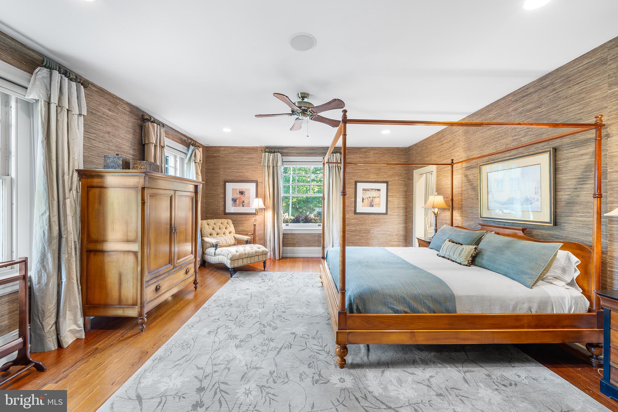 SOUTH WAYNE - Residential
