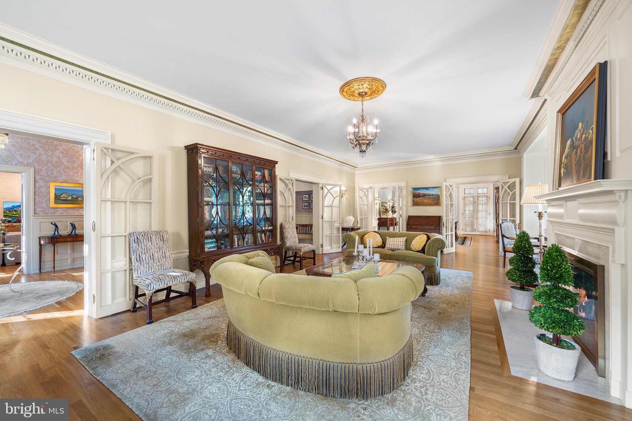 SOUTH WAYNE - Residential