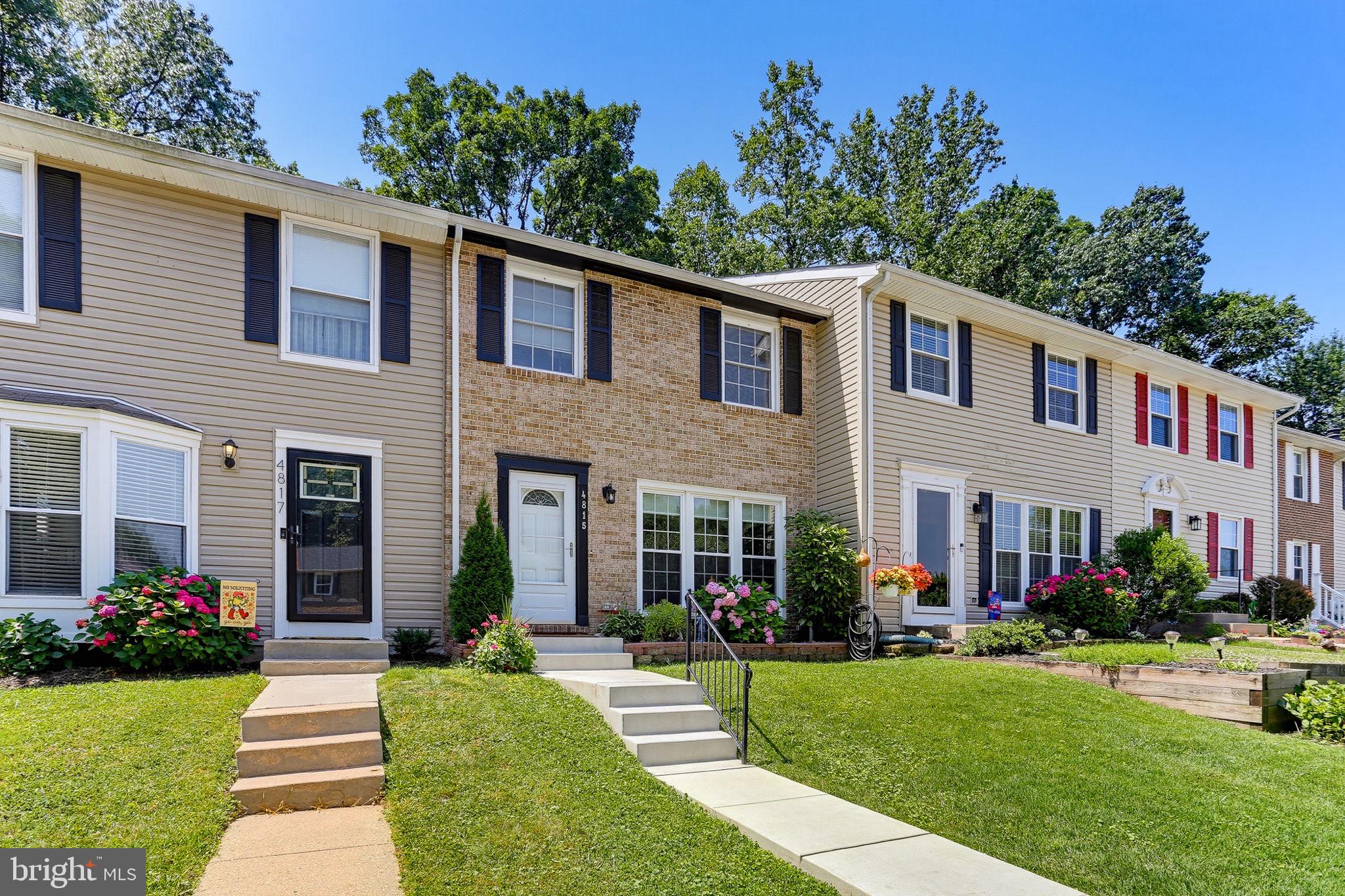 NORTH GATE HALL - Residential