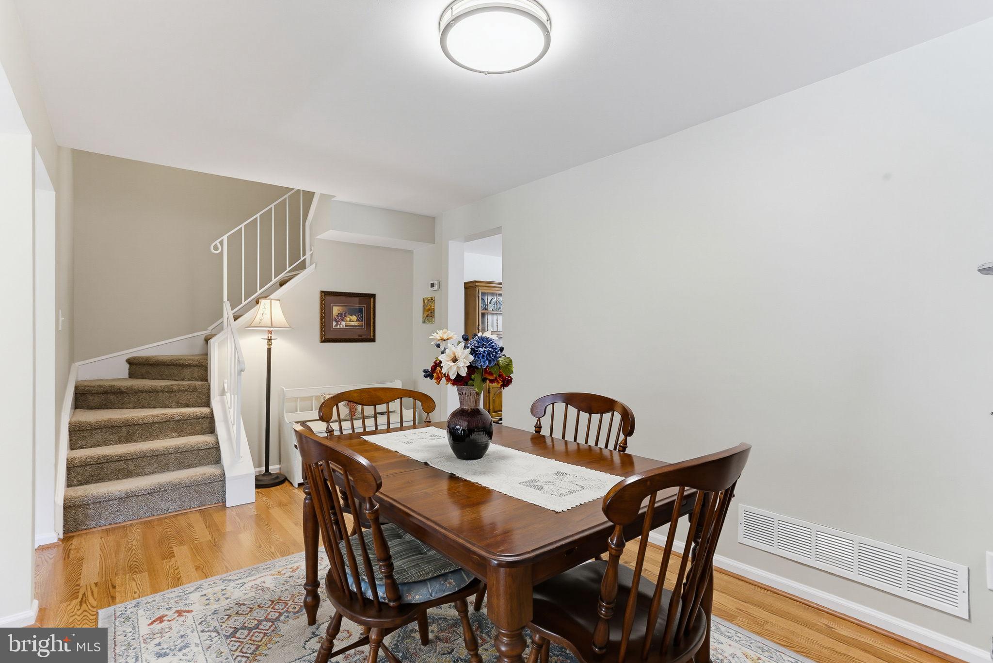 NORTH GATE HALL - Residential