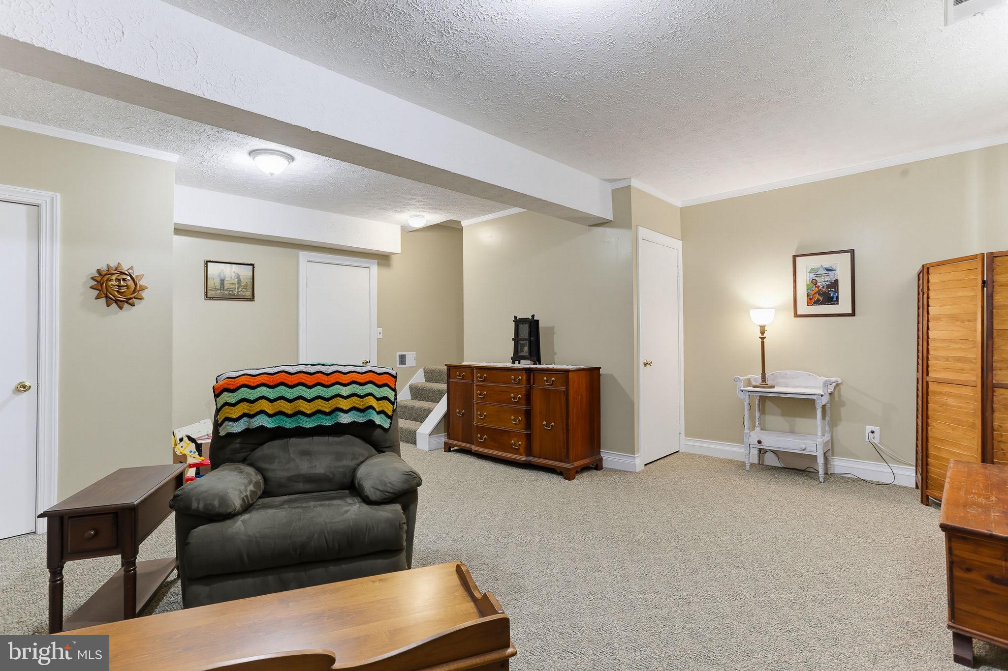 NORTH GATE HALL - Residential