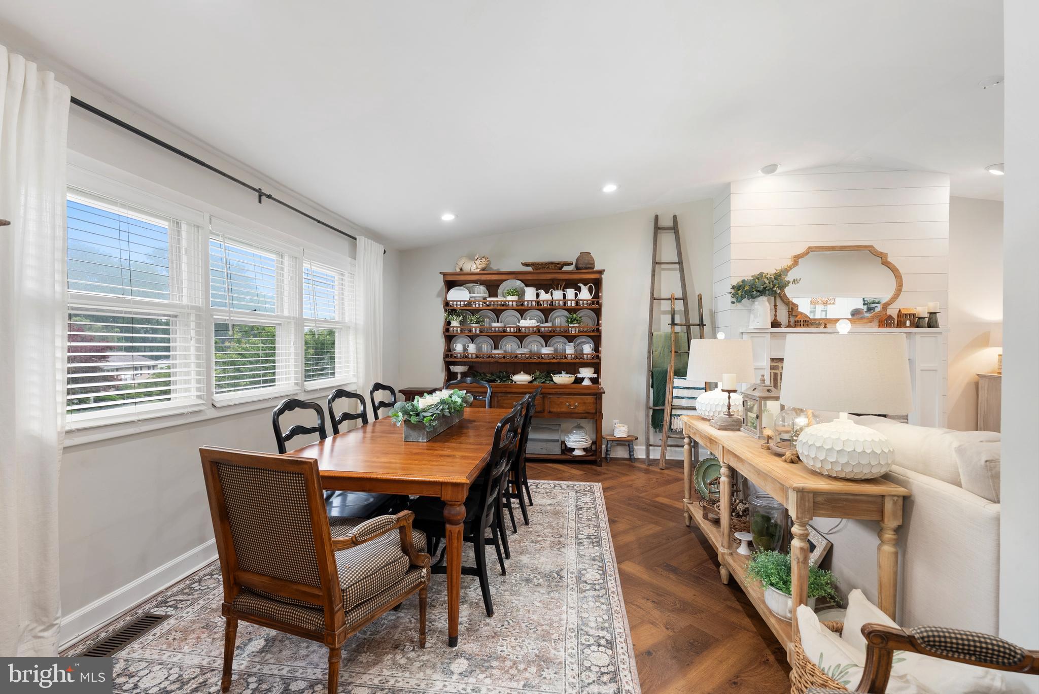 SPRINGDALE - Residential
