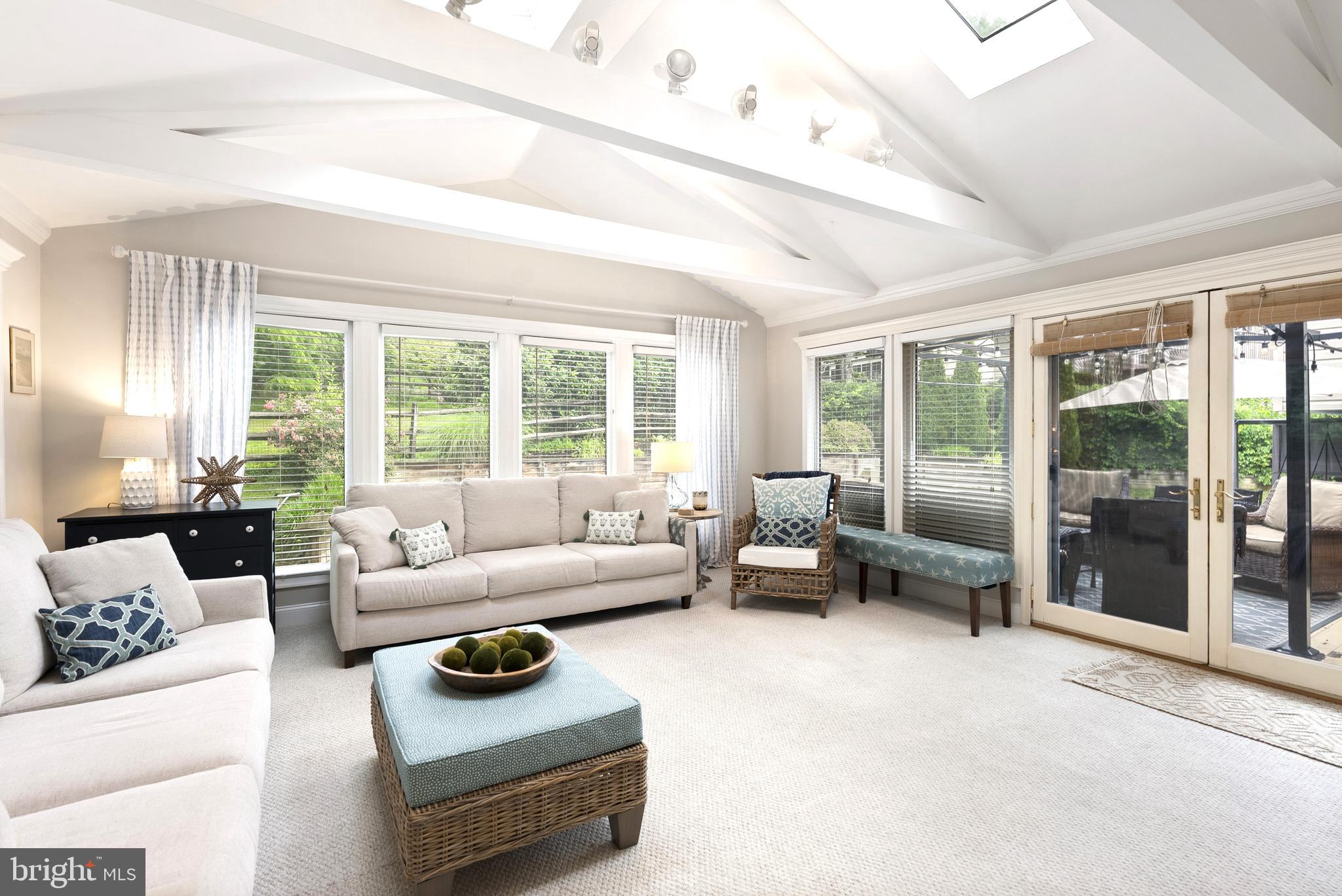 SPRINGDALE - Residential