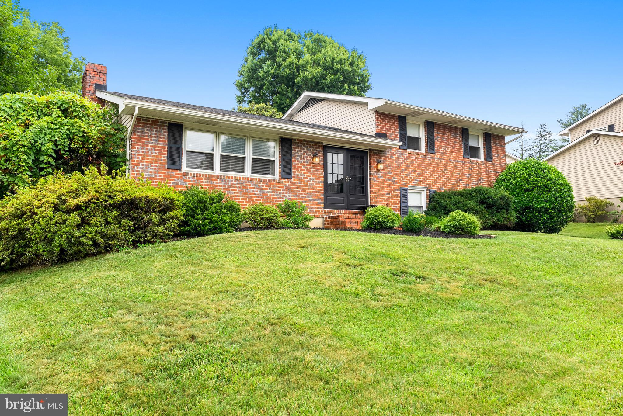SPRINGDALE - Residential