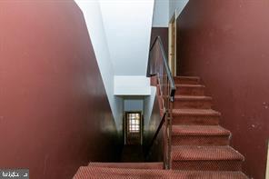 FAIRMOUNT - Commercial Sale