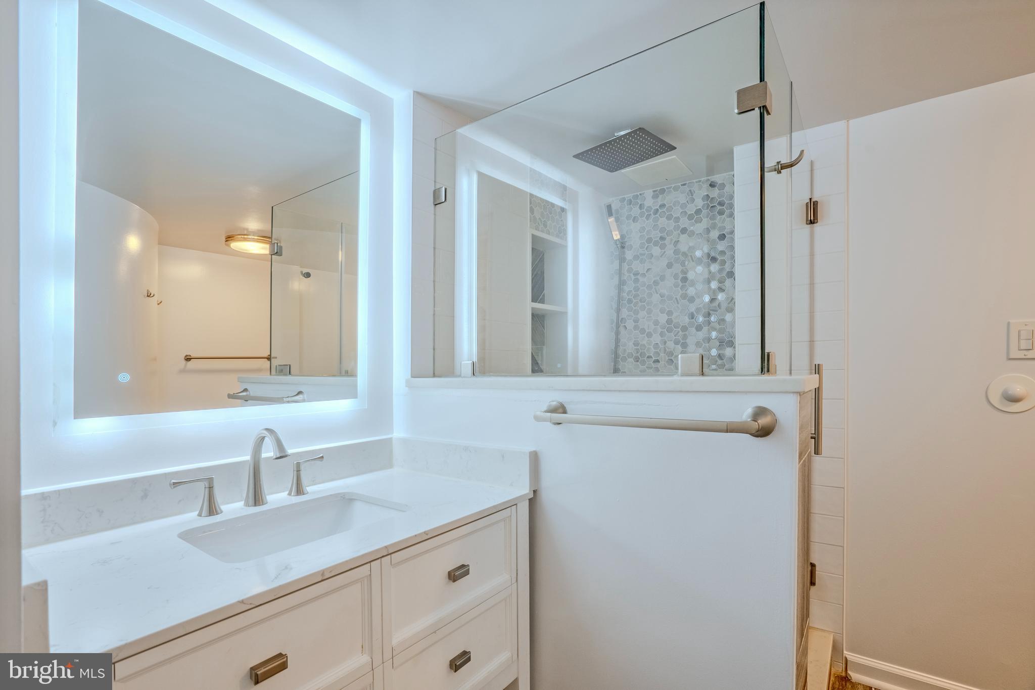 REGENCY AT MCLEAN - Residential