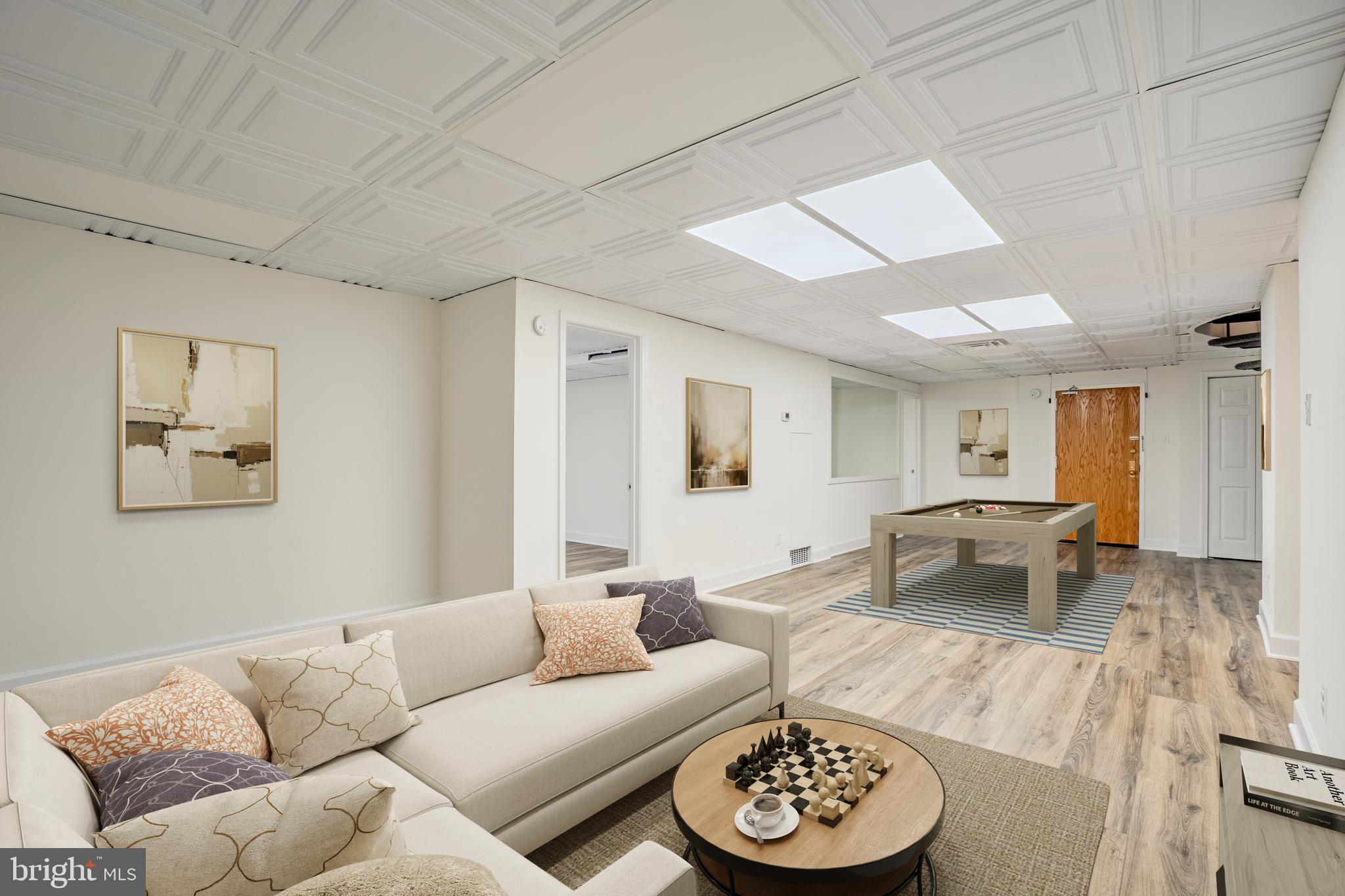 REGENCY AT MCLEAN - Residential