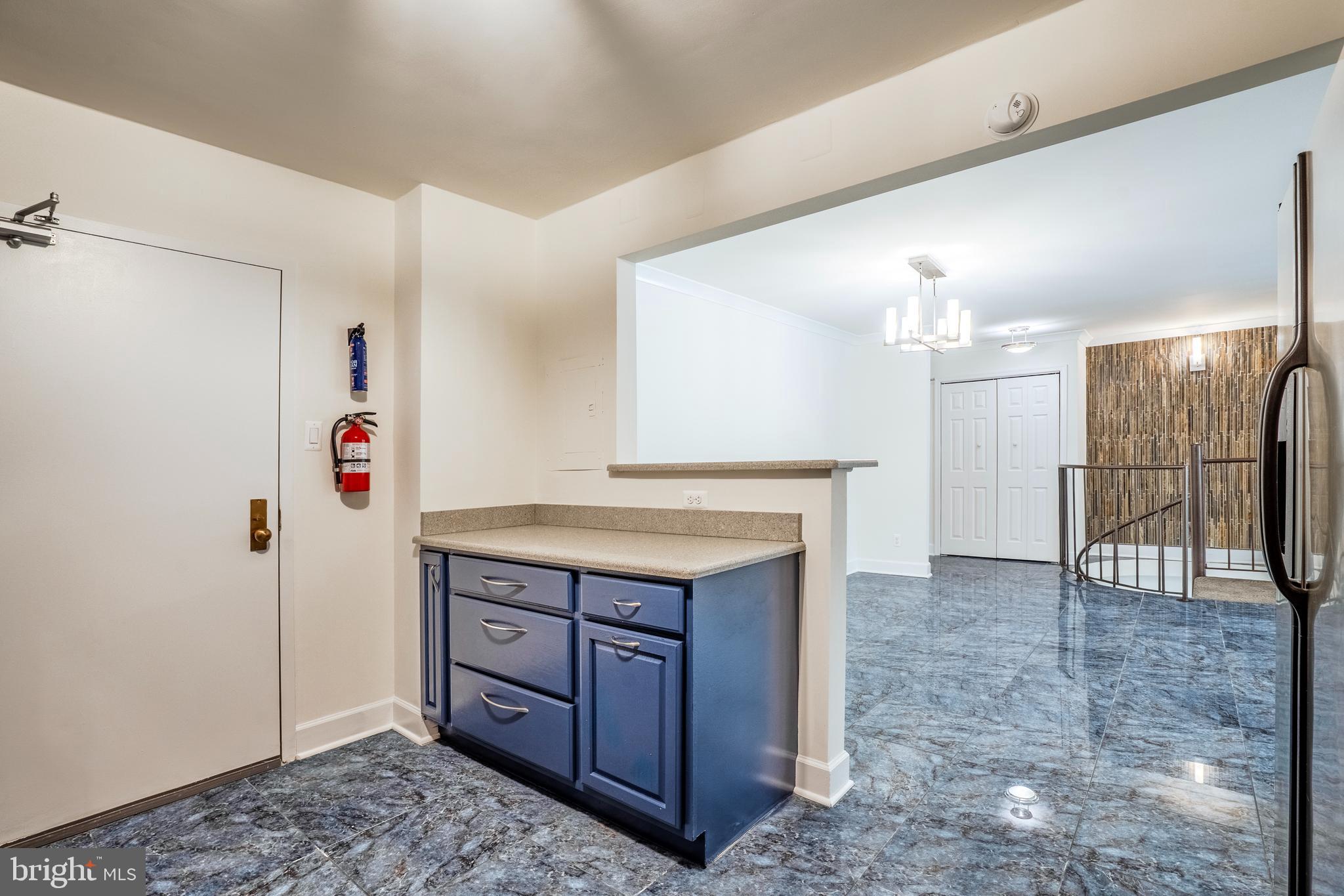 REGENCY AT MCLEAN - Residential